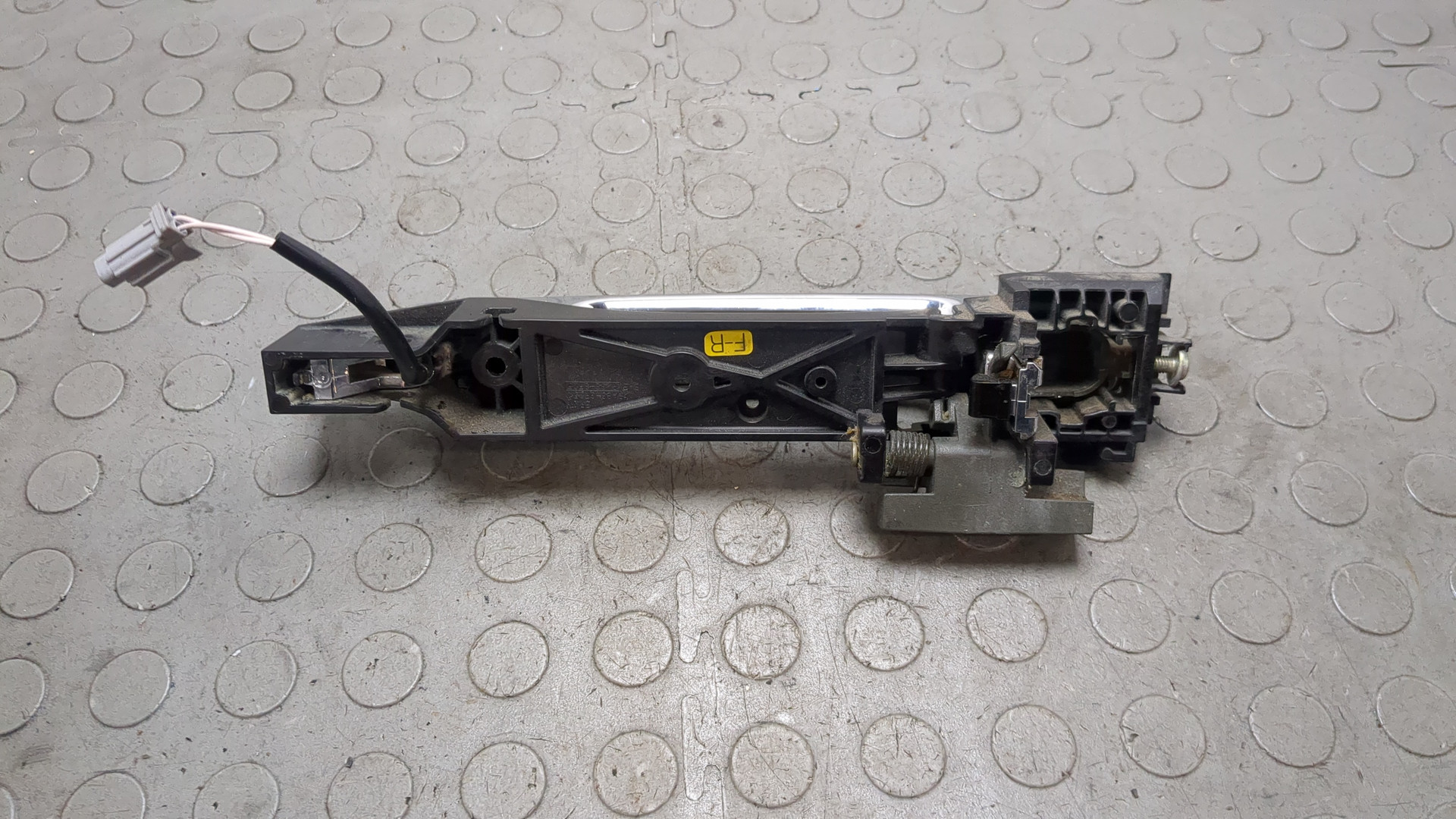 Ручка двери наружная