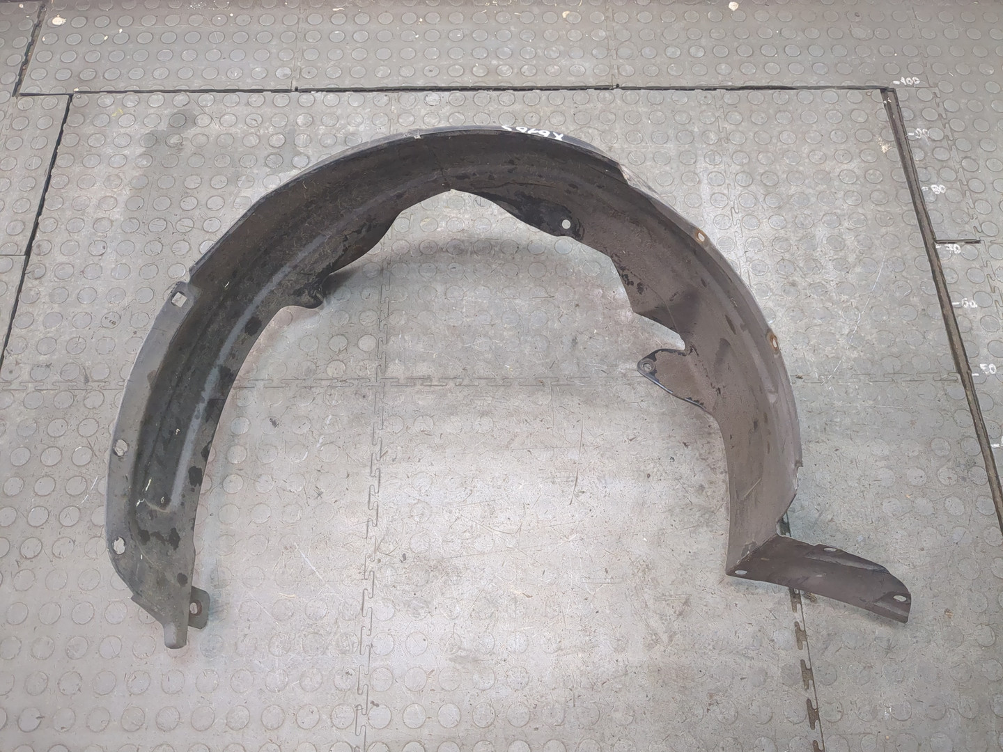 Локер передний правый