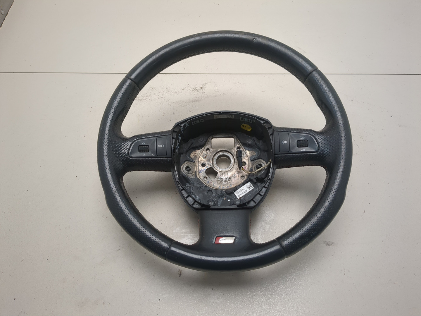 Рулевое колесо (руль)