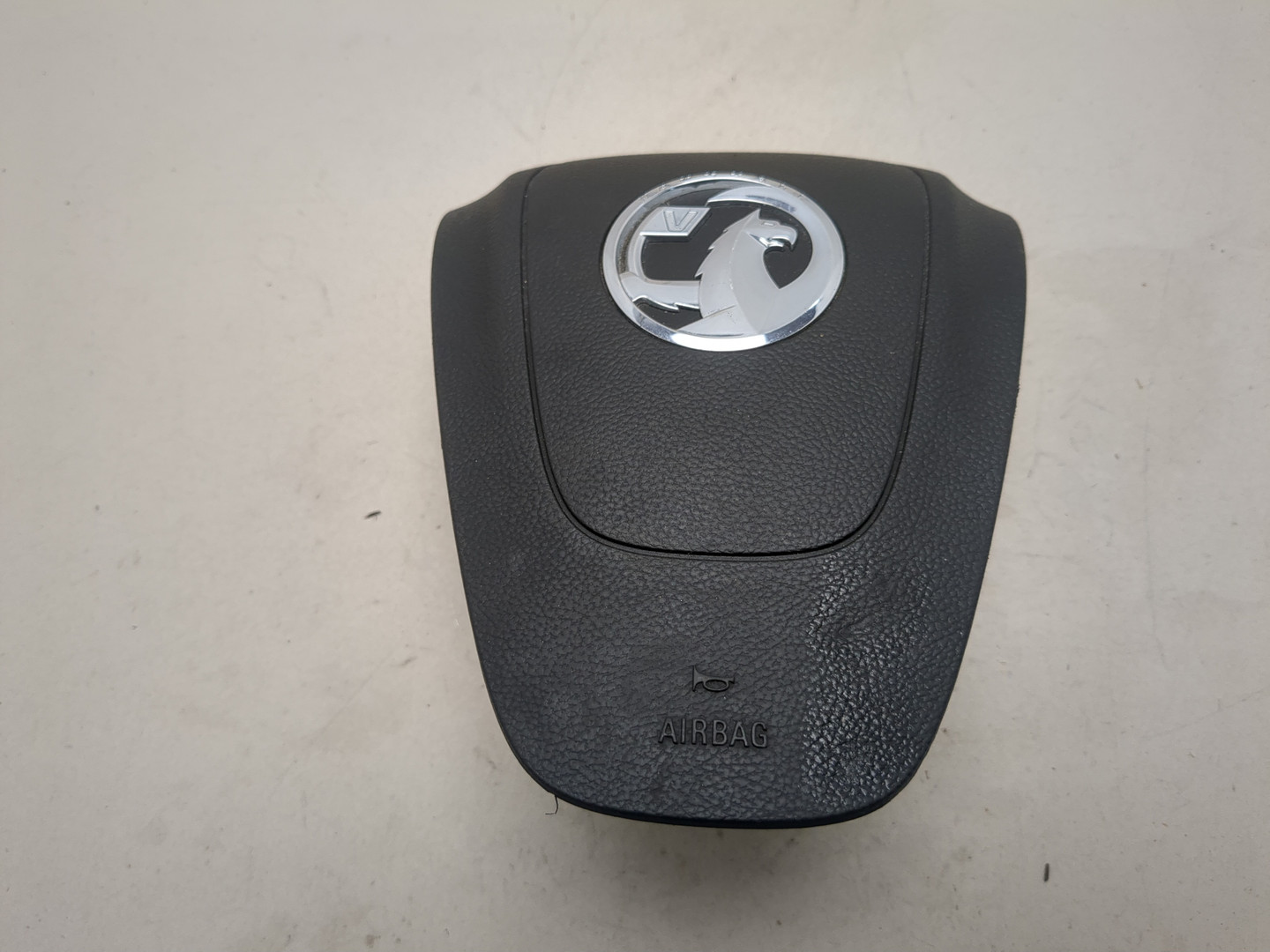 Подушка безопасности в рулевое колесо