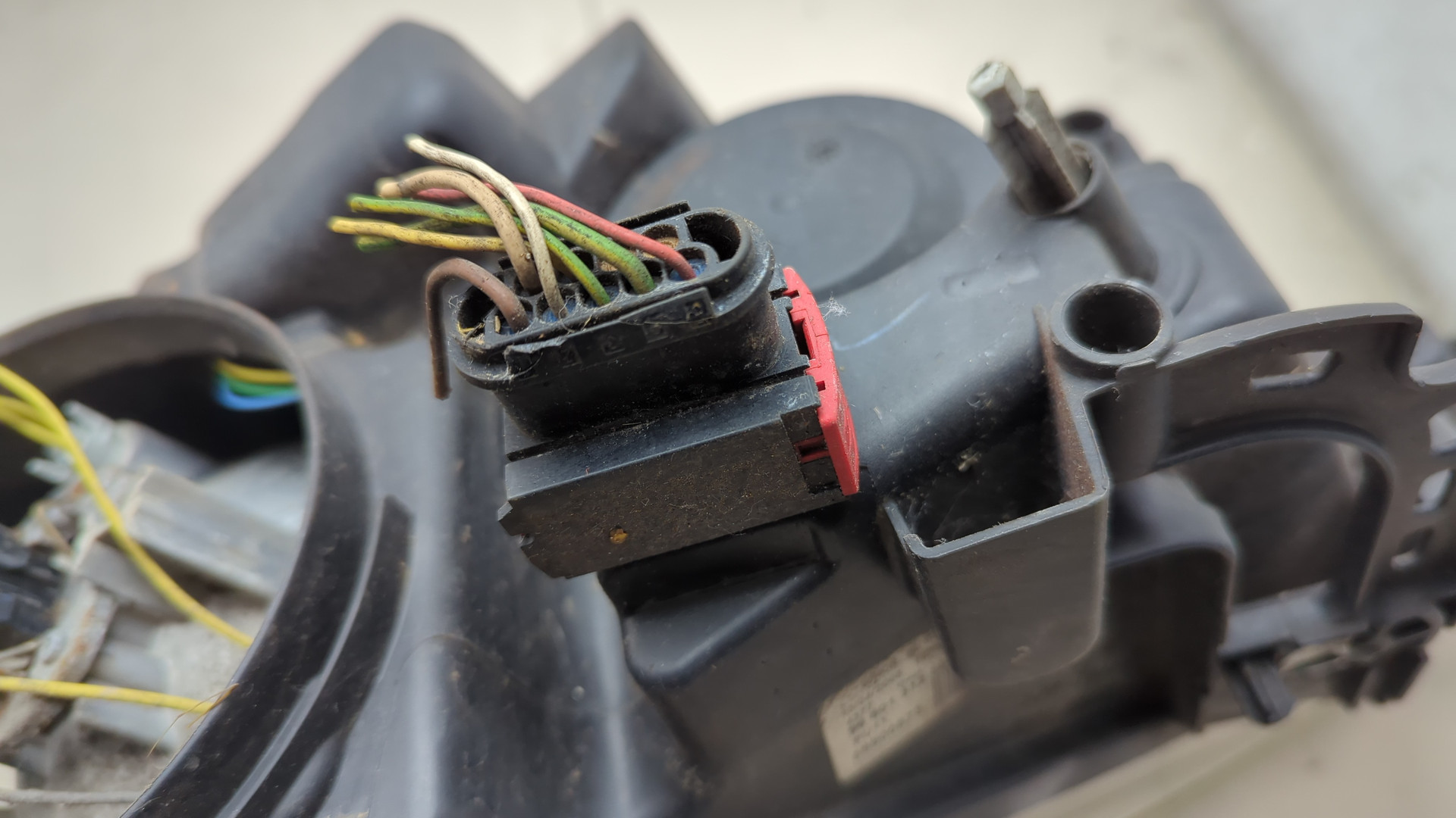 Фара правая