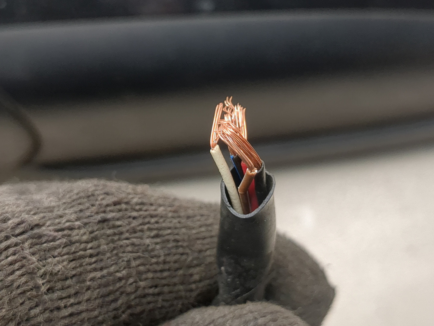 Зеркало левое электрическое