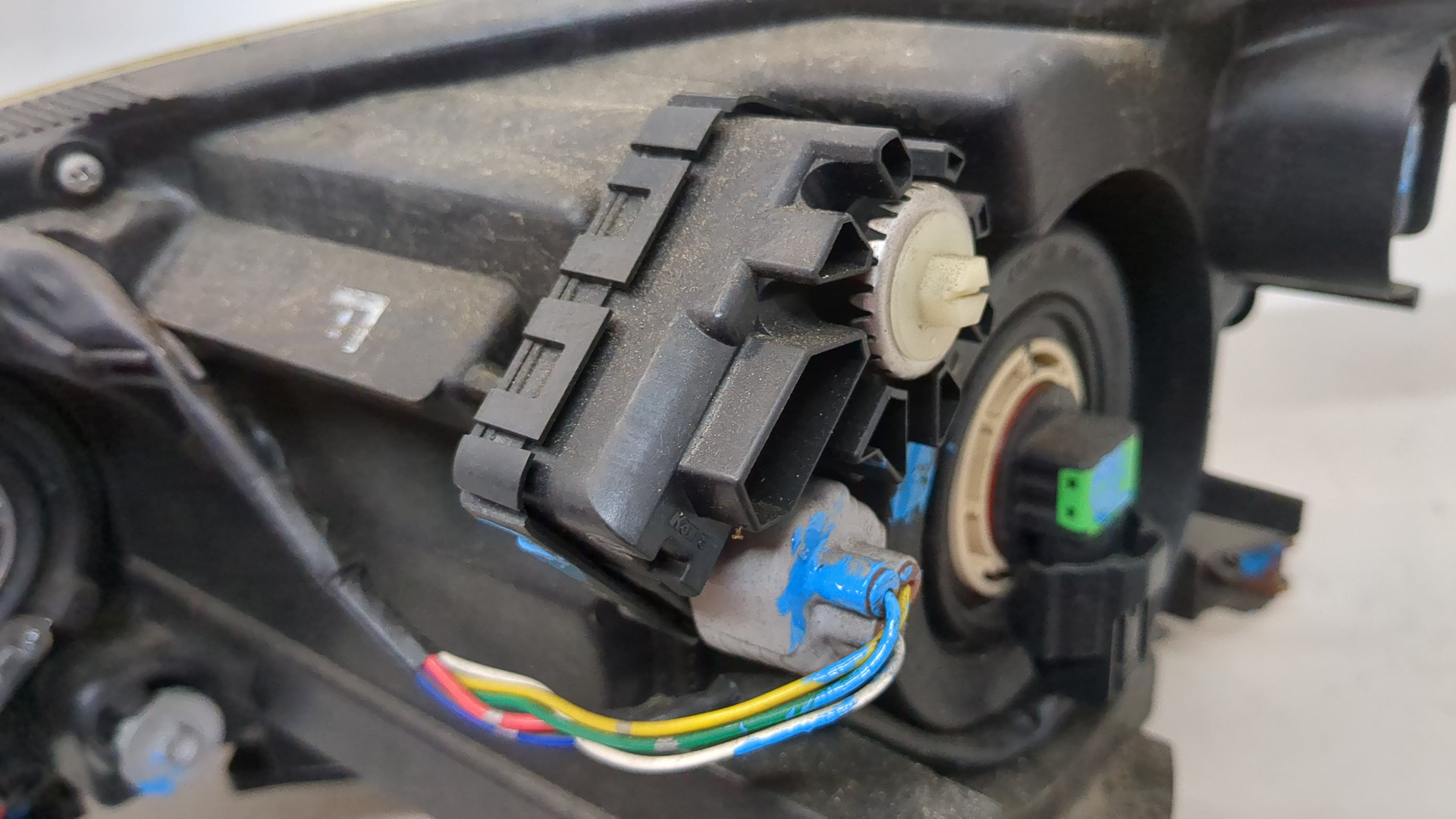 Фара правая