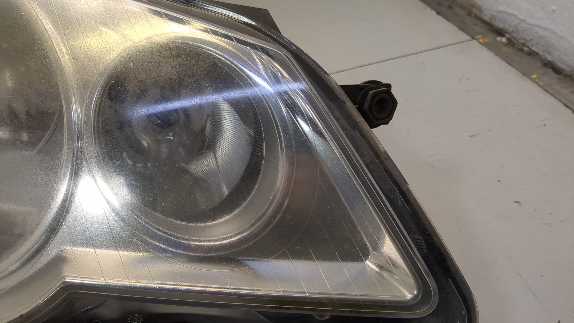 Фара правая