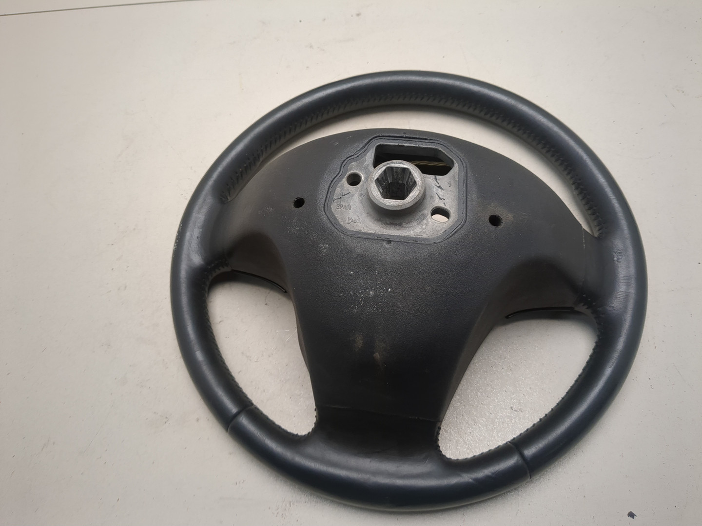 Рулевое колесо (руль)