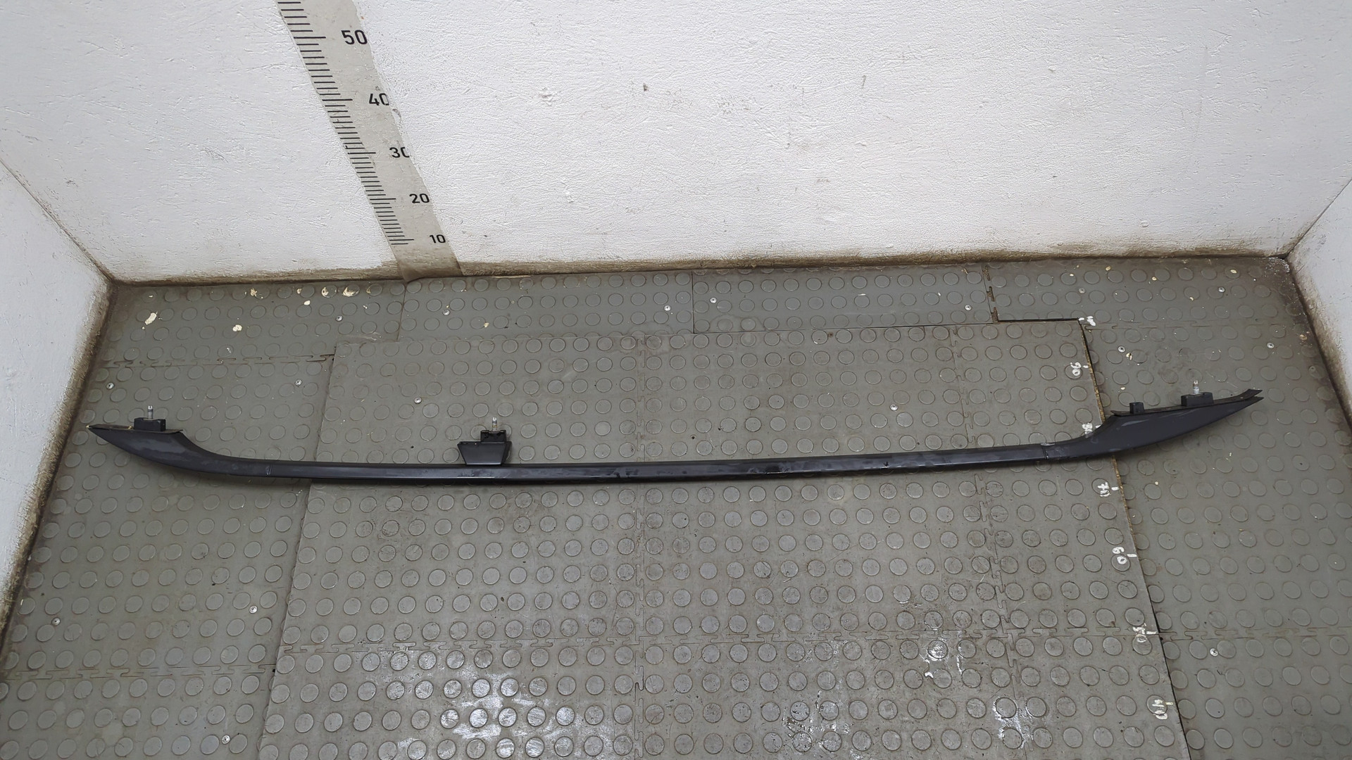 Рейлинг (релинг) правый (планка на крышу)