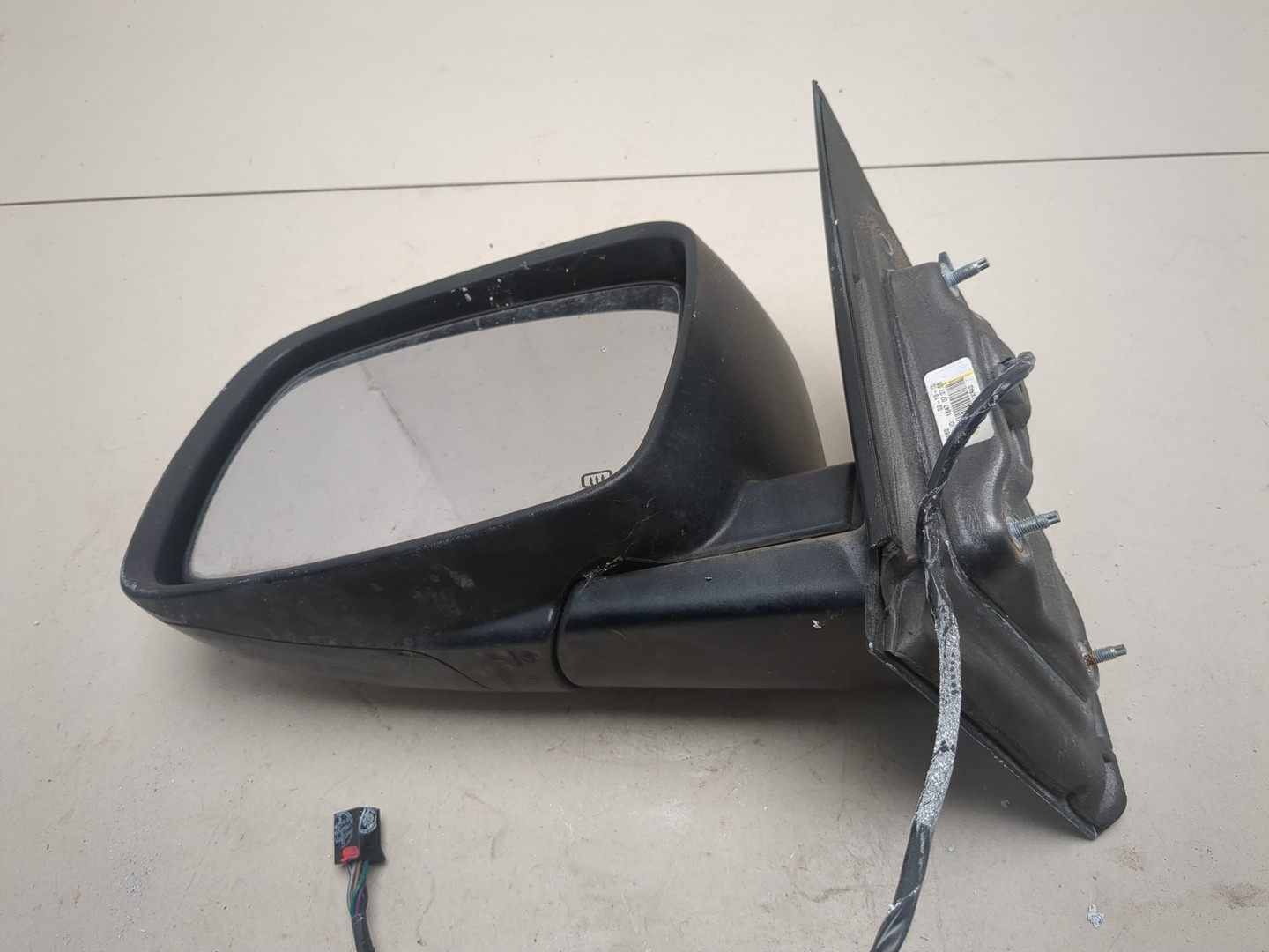 Зеркало левое электрическое