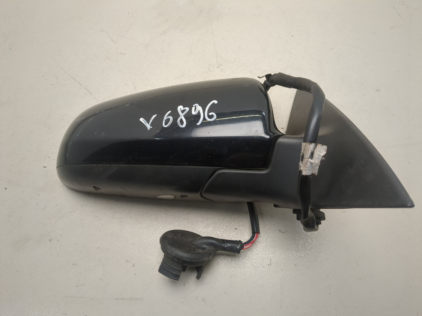 Зеркало правое электрическое