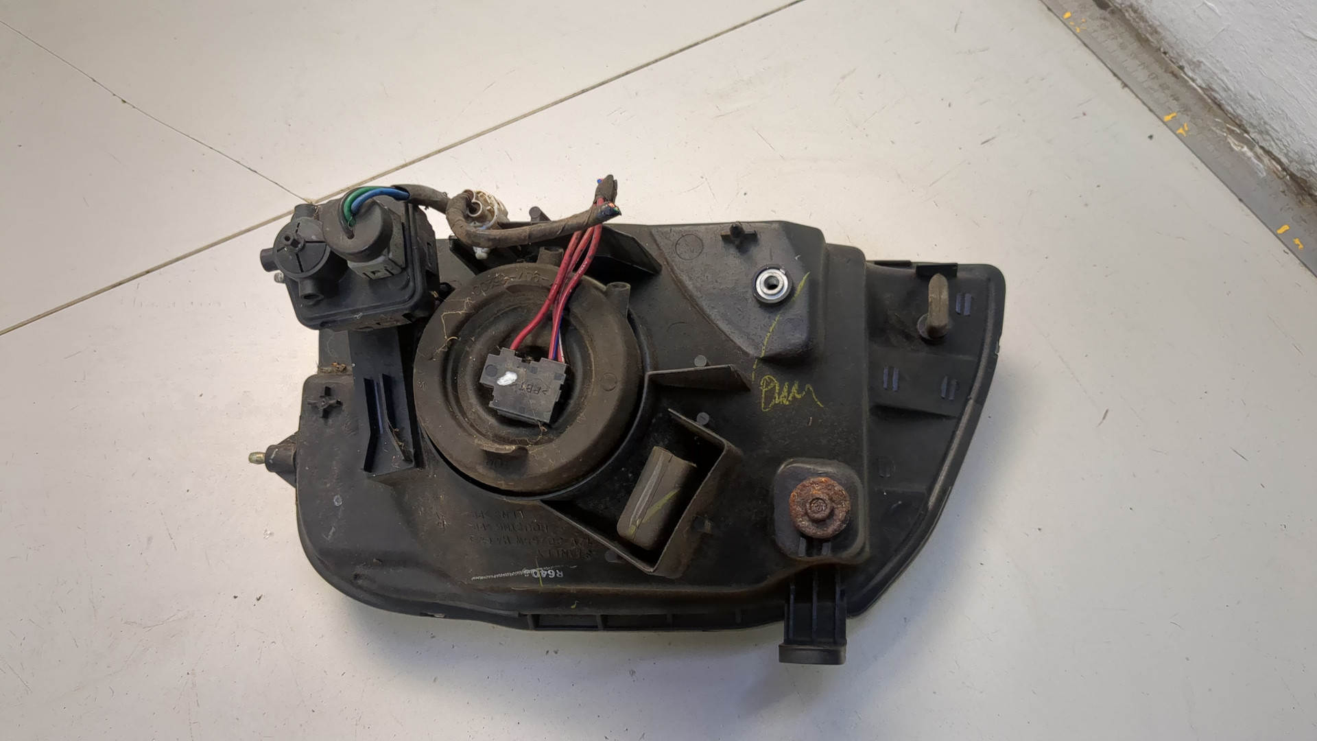 Фара правая