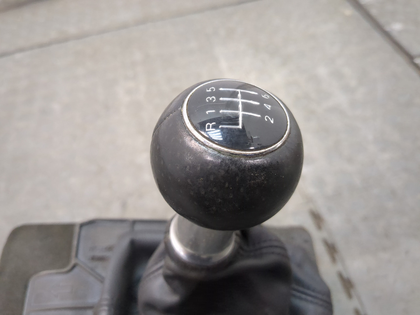 Кулиса МКПП / АКПП