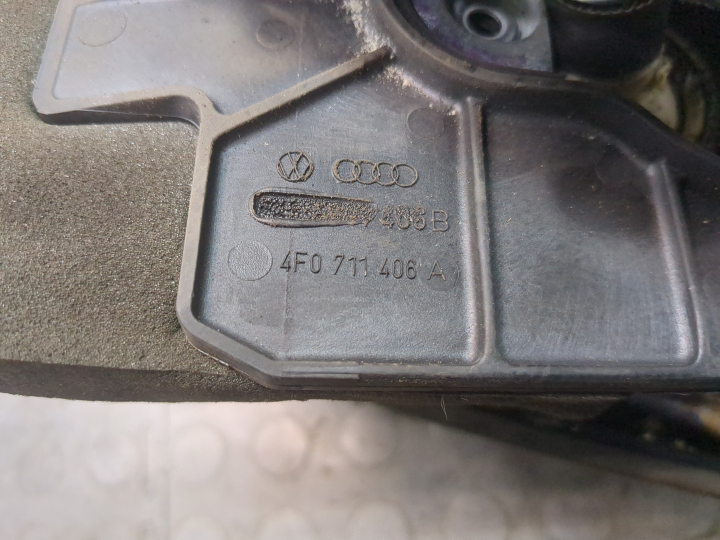 Кулиса МКПП / АКПП