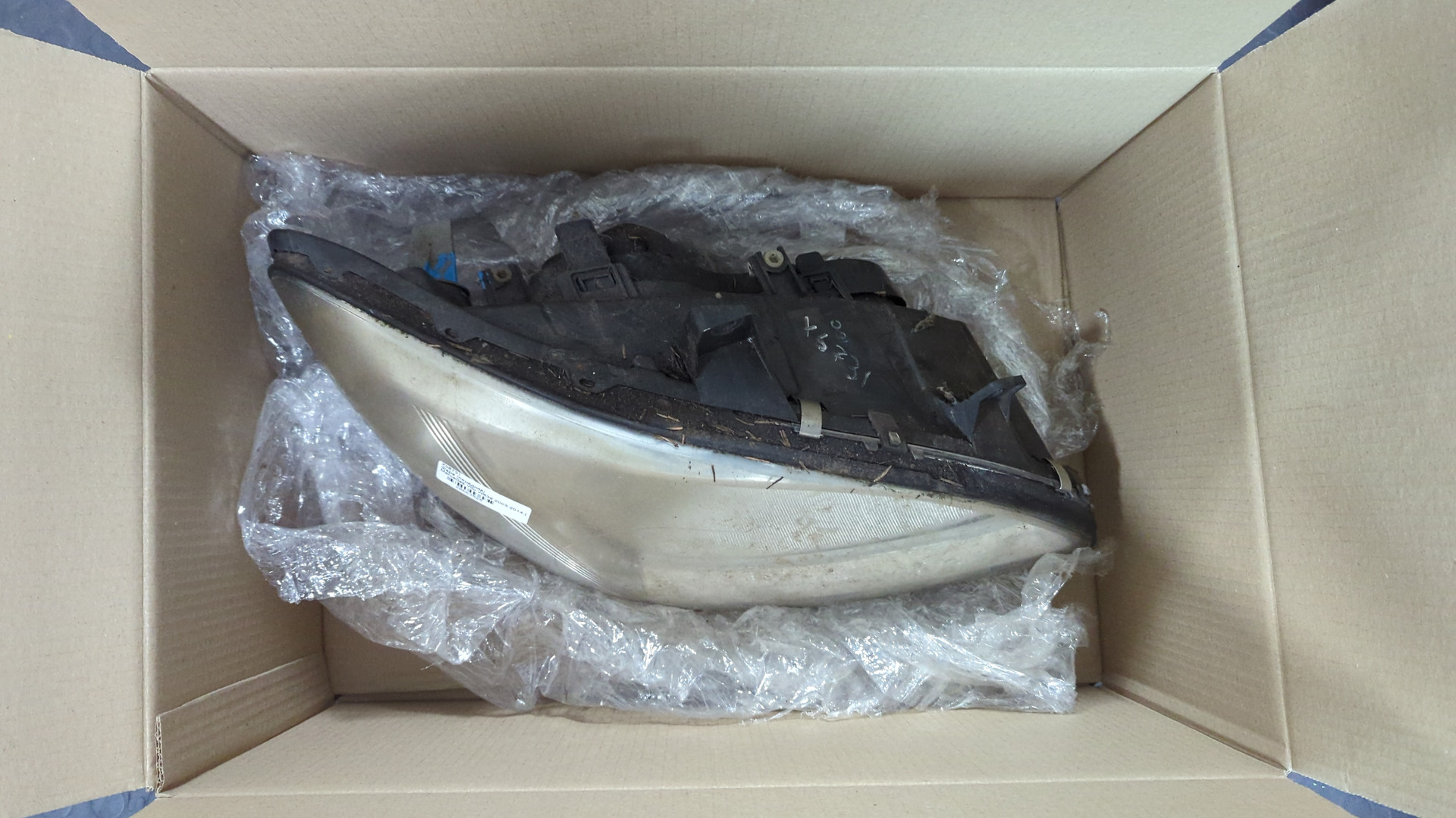 Фара правая