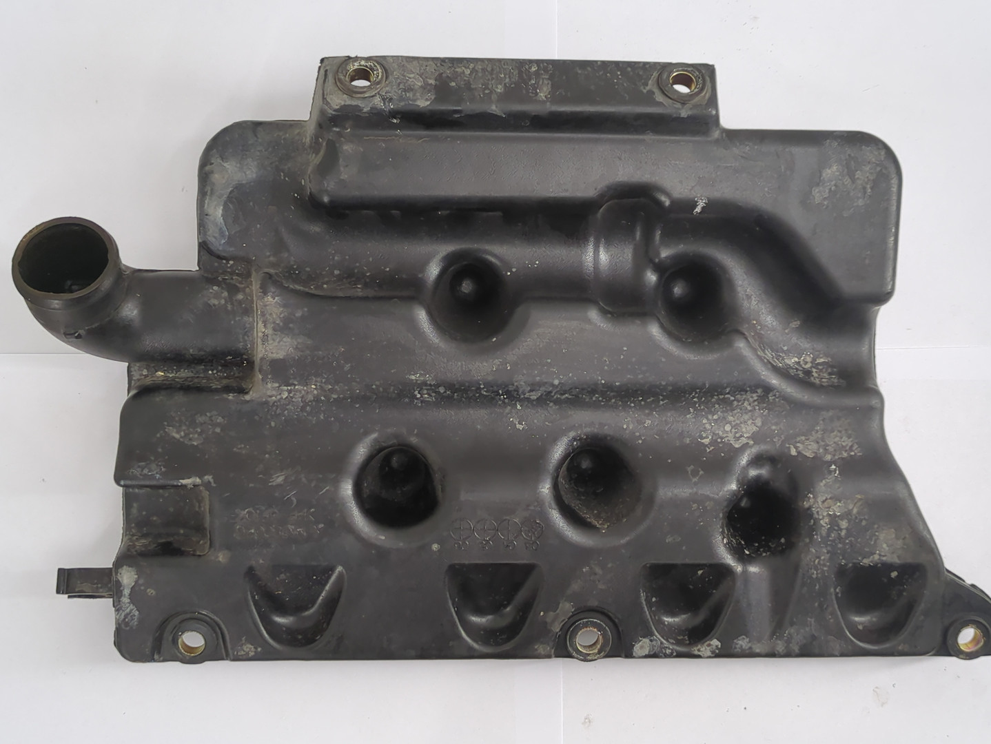 Резонатор воздушного фильтра