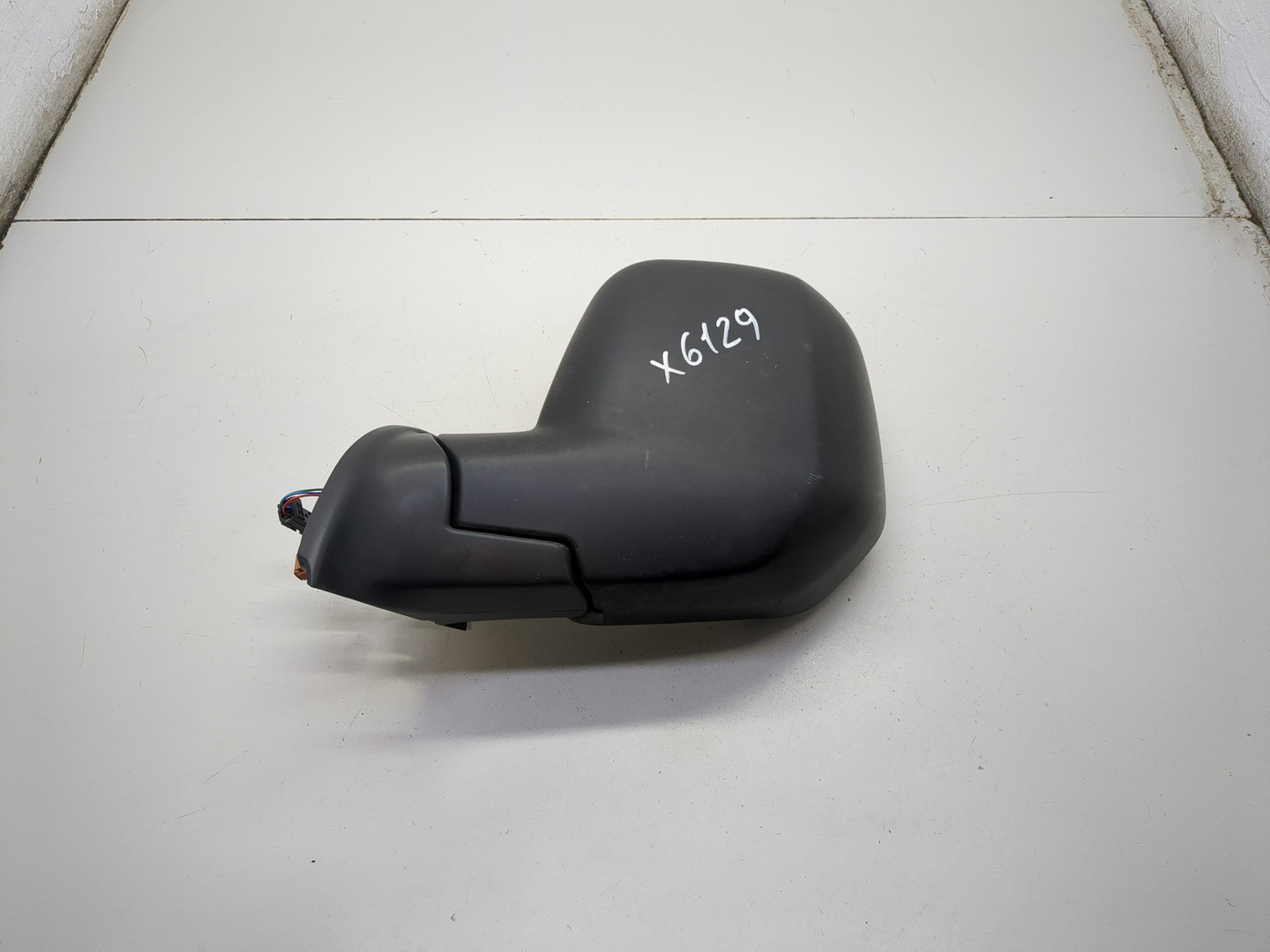 Зеркало левое электрическое