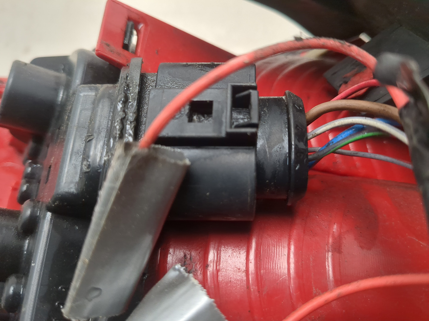 Фонарь задний правый