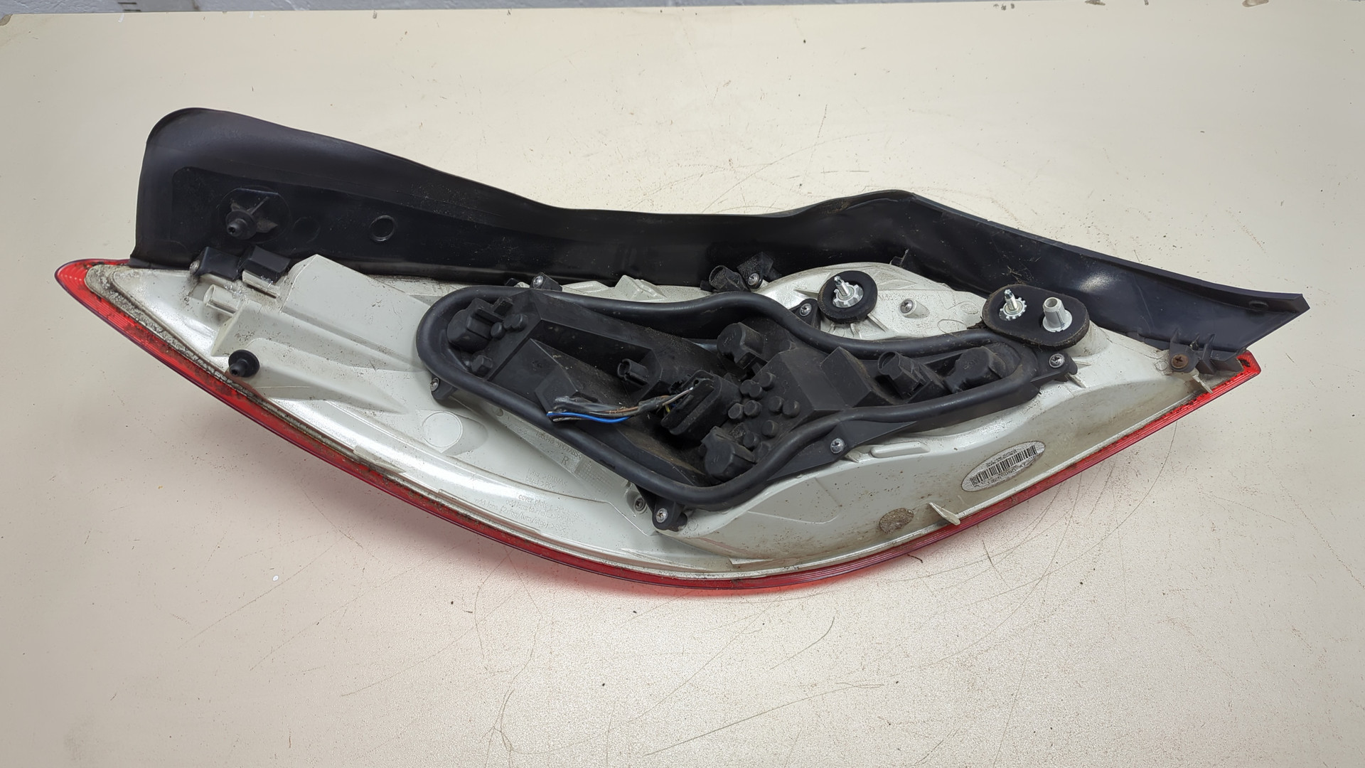 Фонарь задний правый