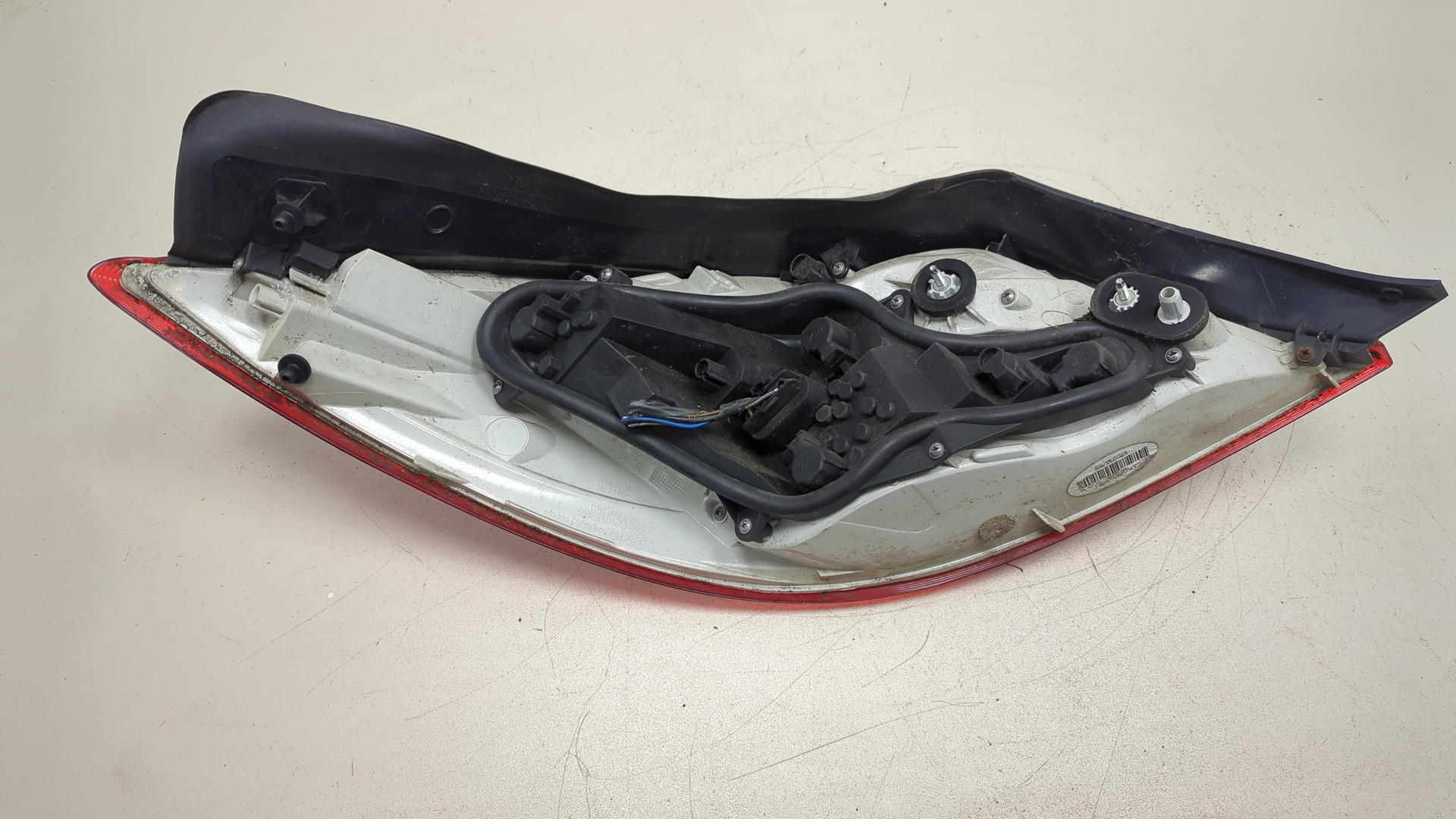 Фонарь задний правый