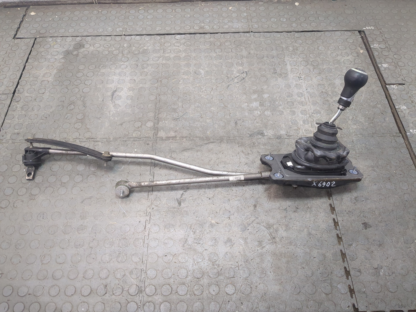 Кулиса МКПП / АКПП