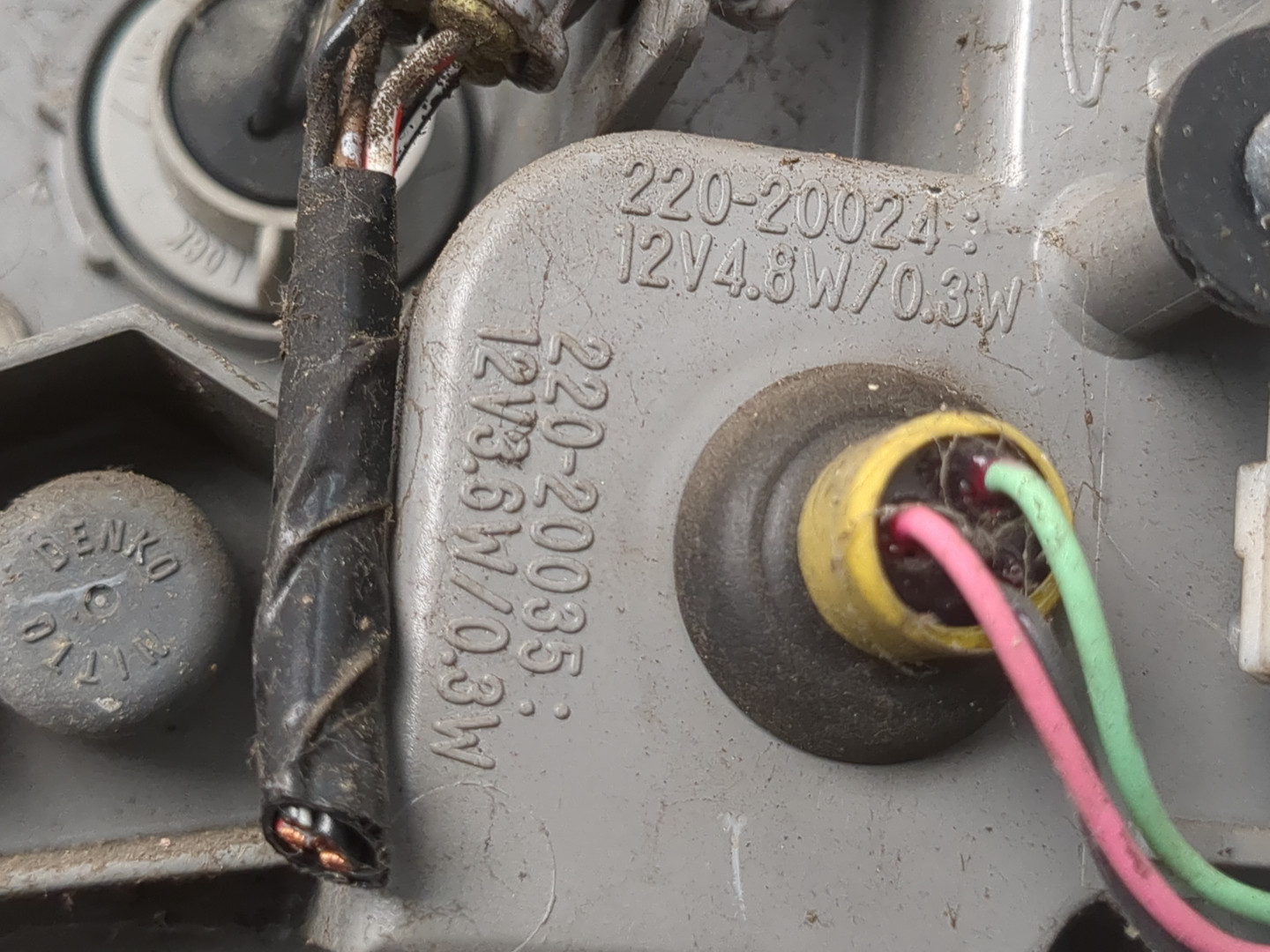 Фонарь задний левый