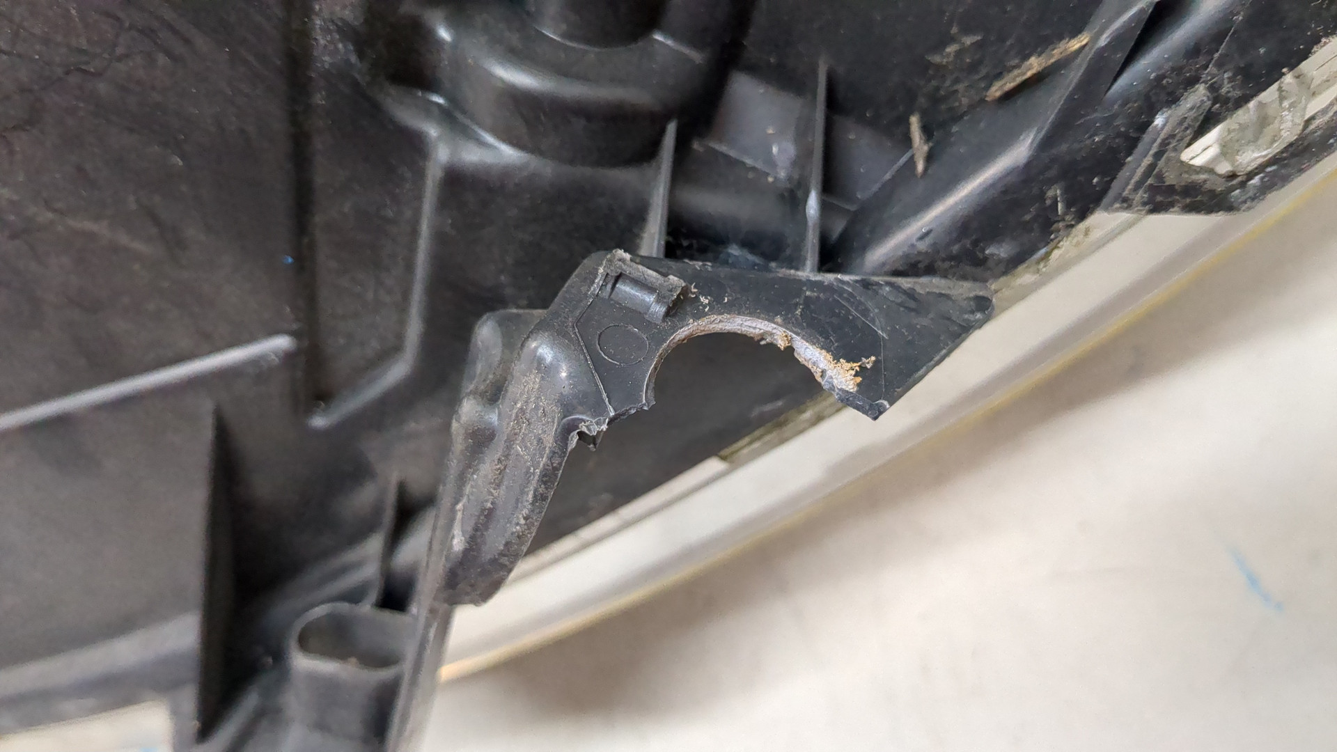 Фара правая