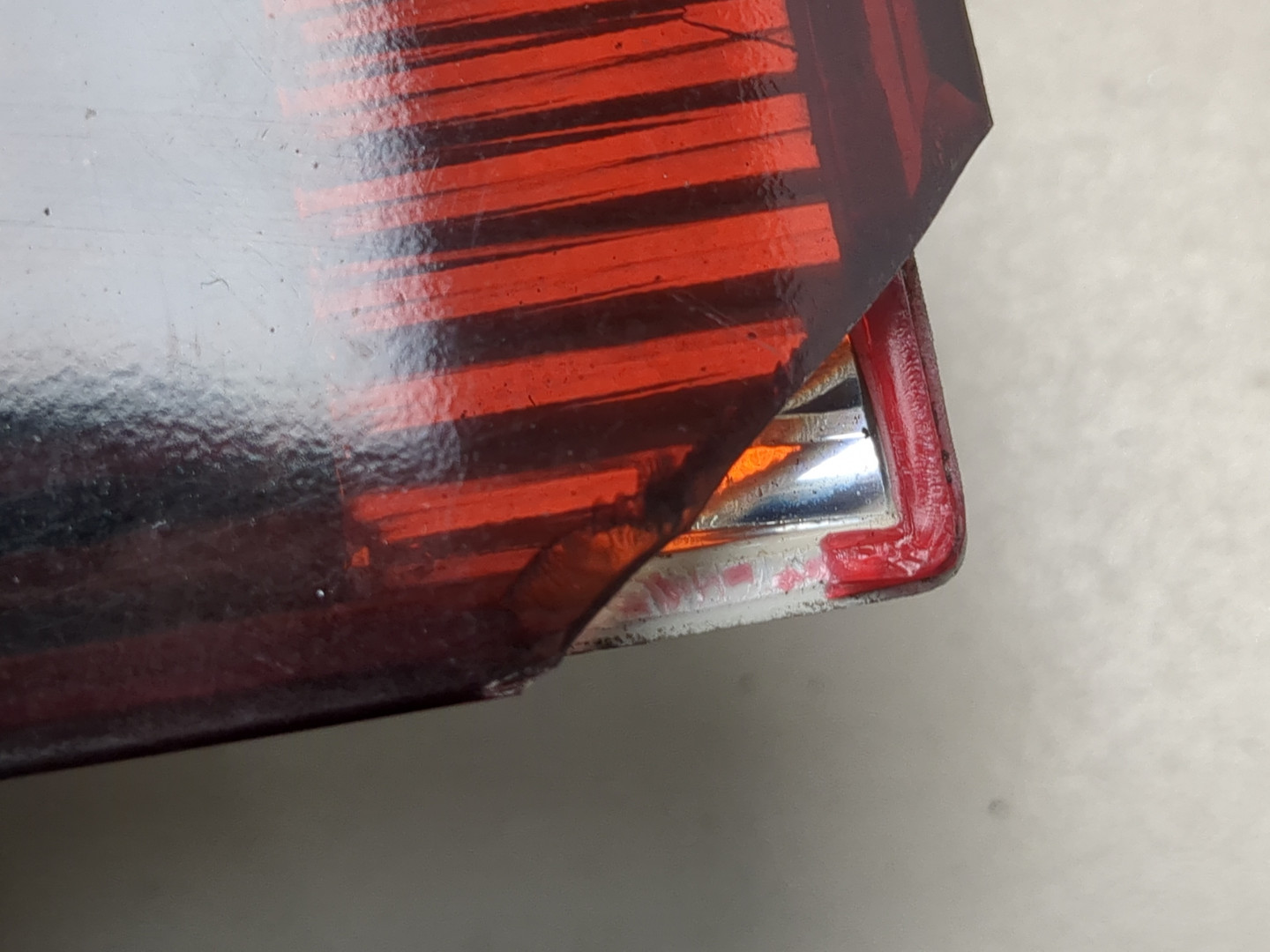 Фонарь задний правый