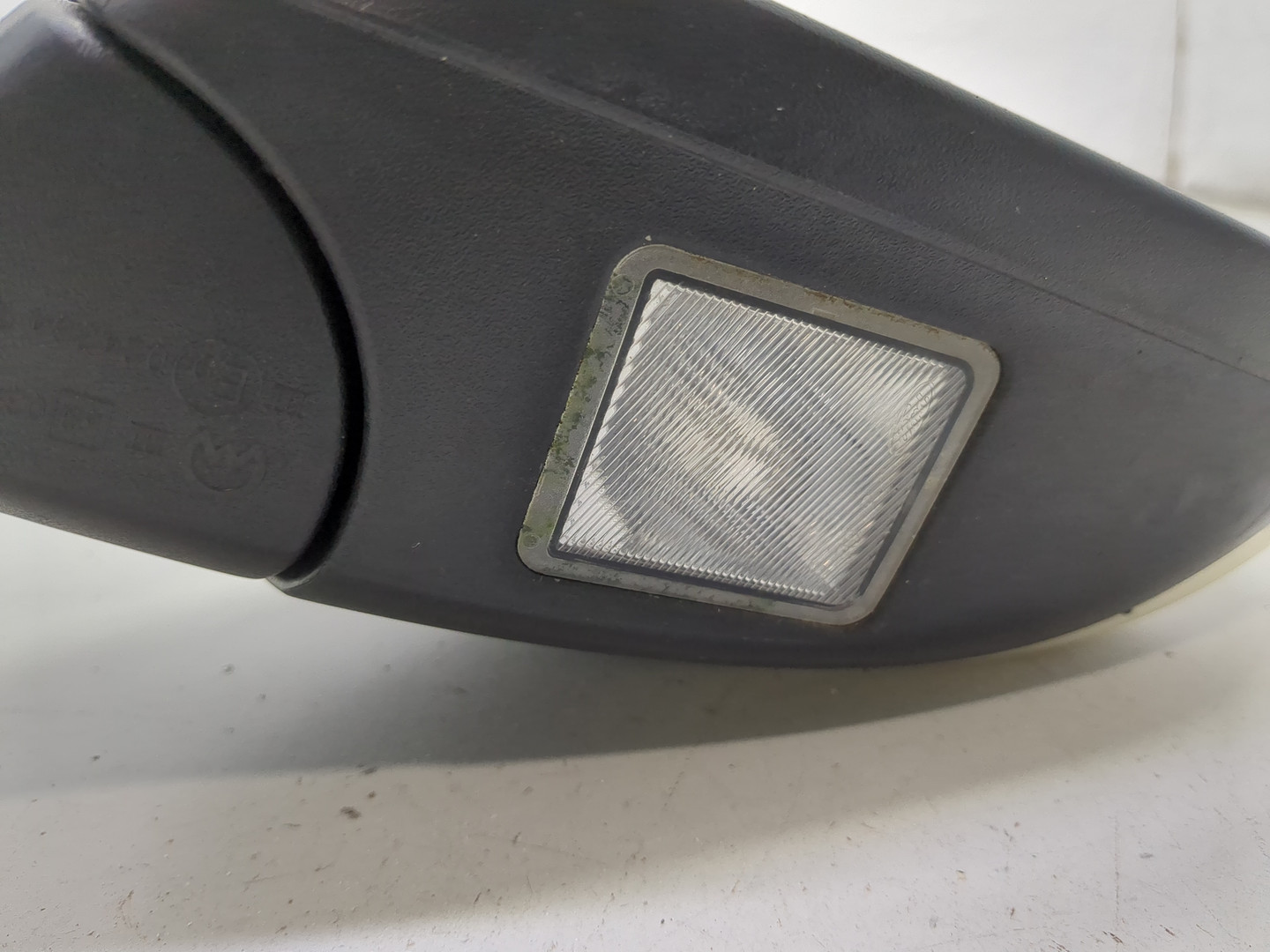 Зеркало правое электрическое