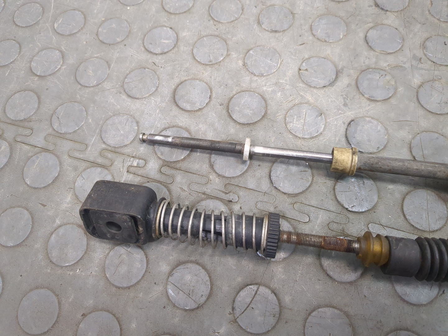 Кулиса МКПП / АКПП