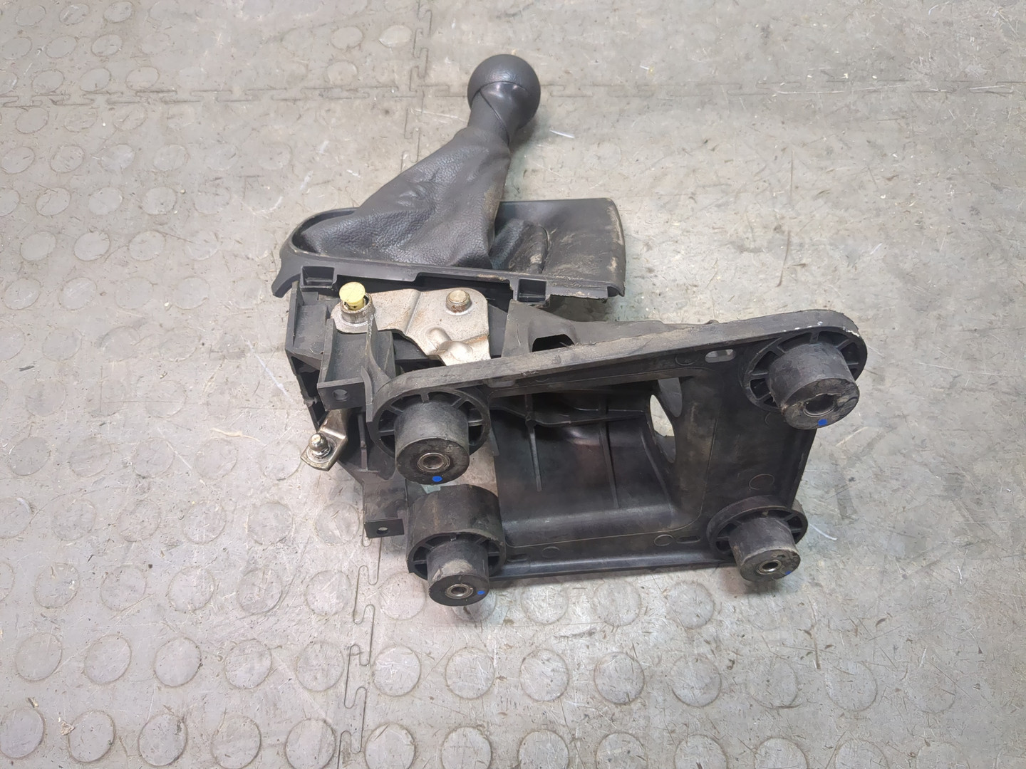 Кулиса МКПП / АКПП