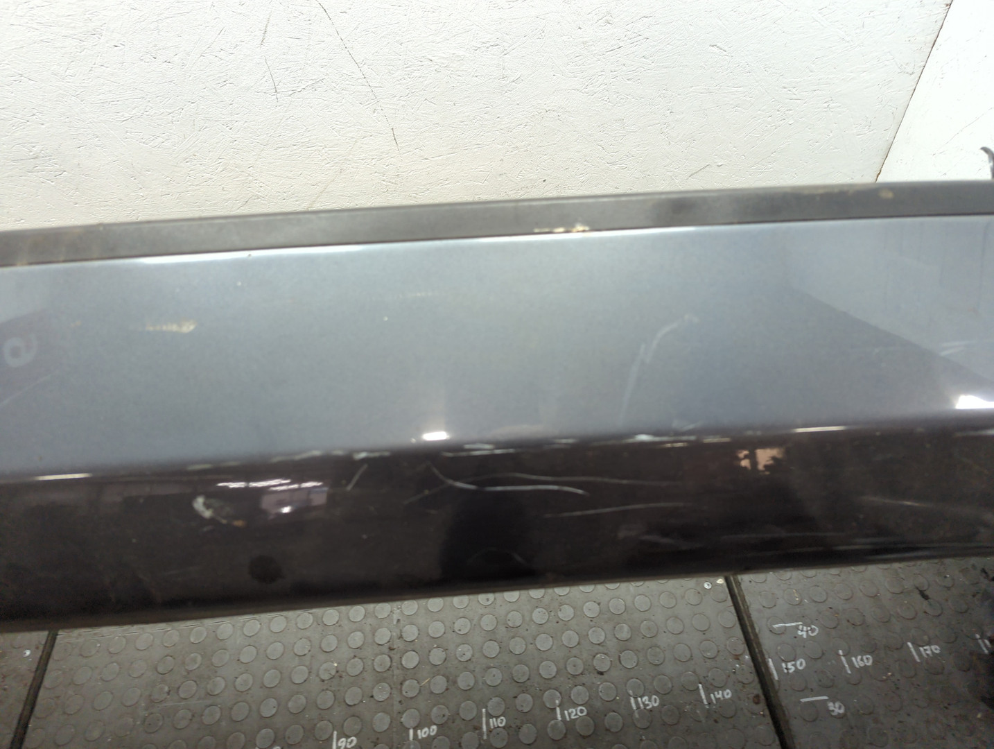 Бампер задний