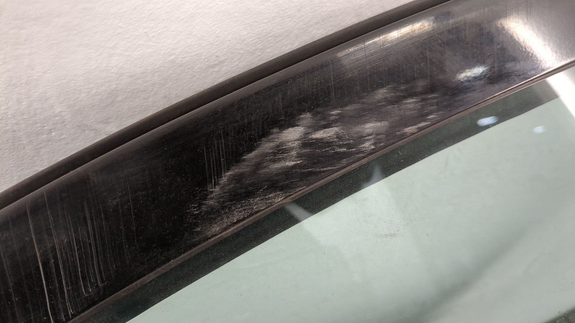 Дверь передняя левая