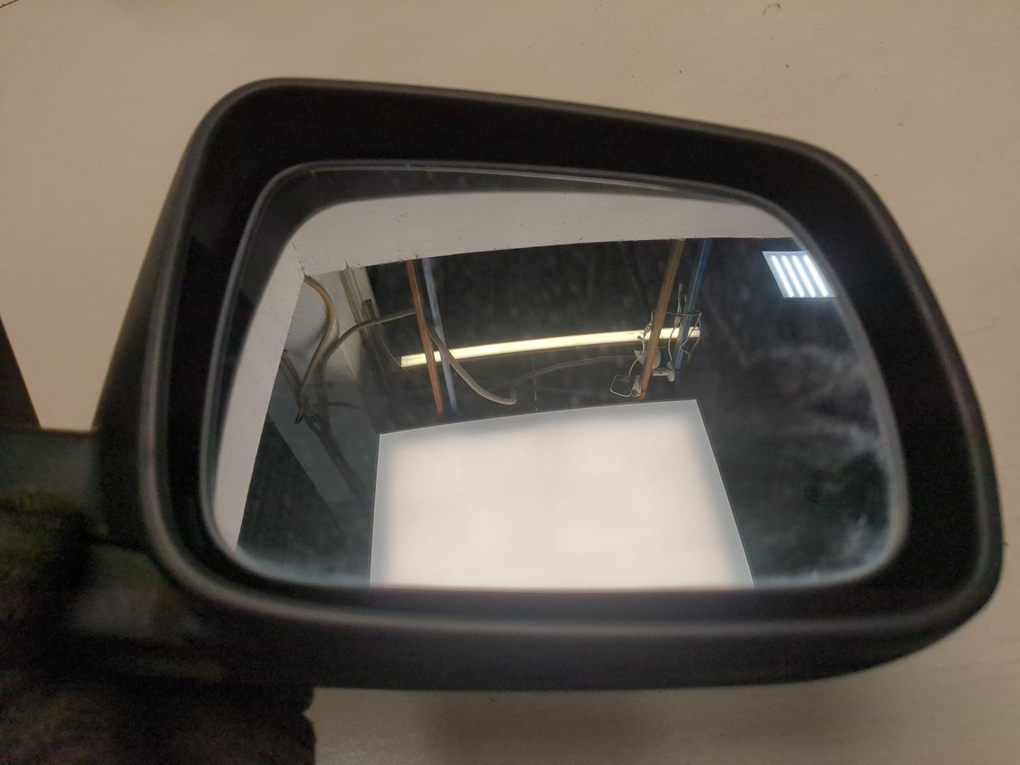 Зеркало правое электрическое