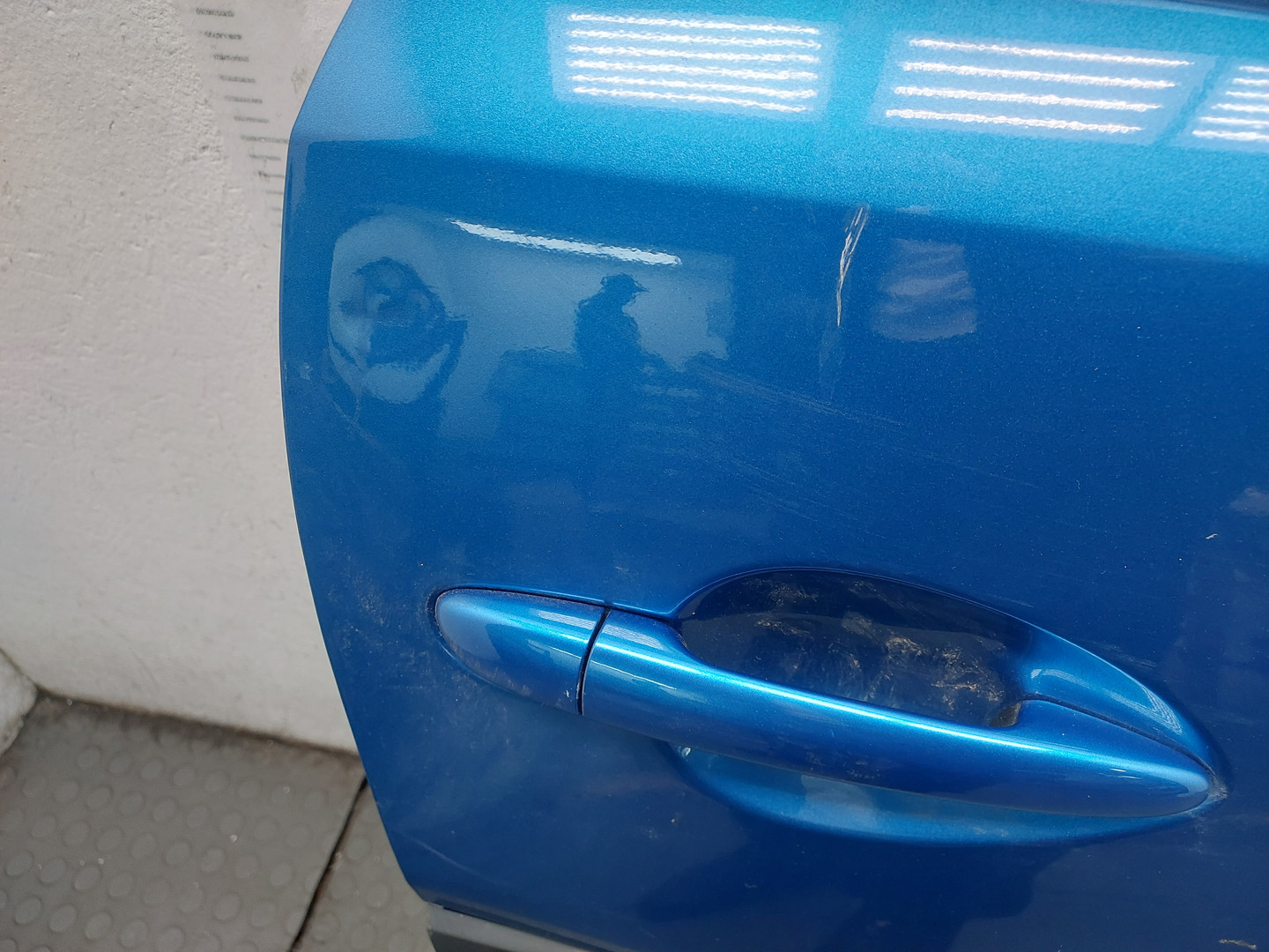 Дверь задняя правая