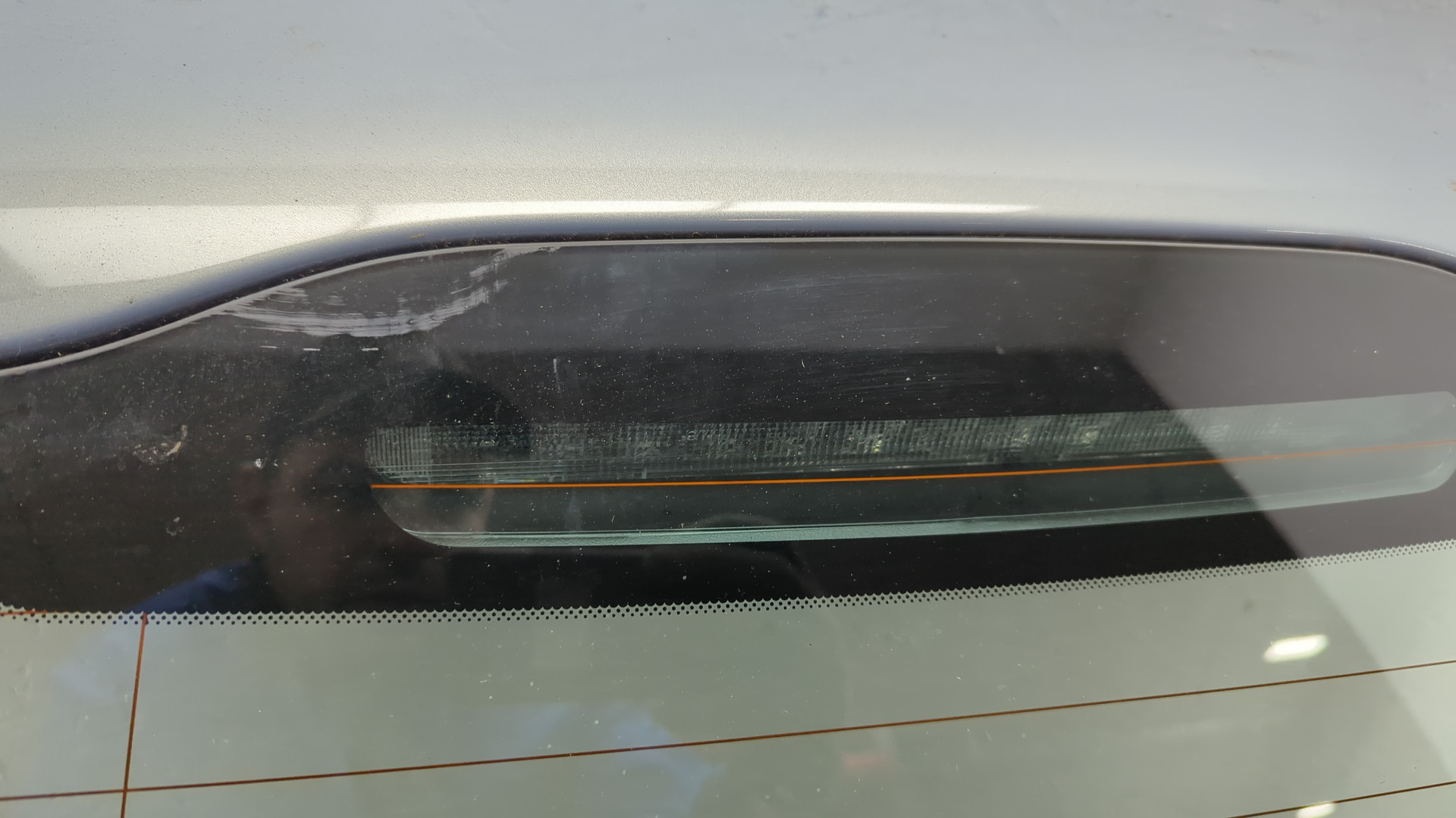 Дверь багажника