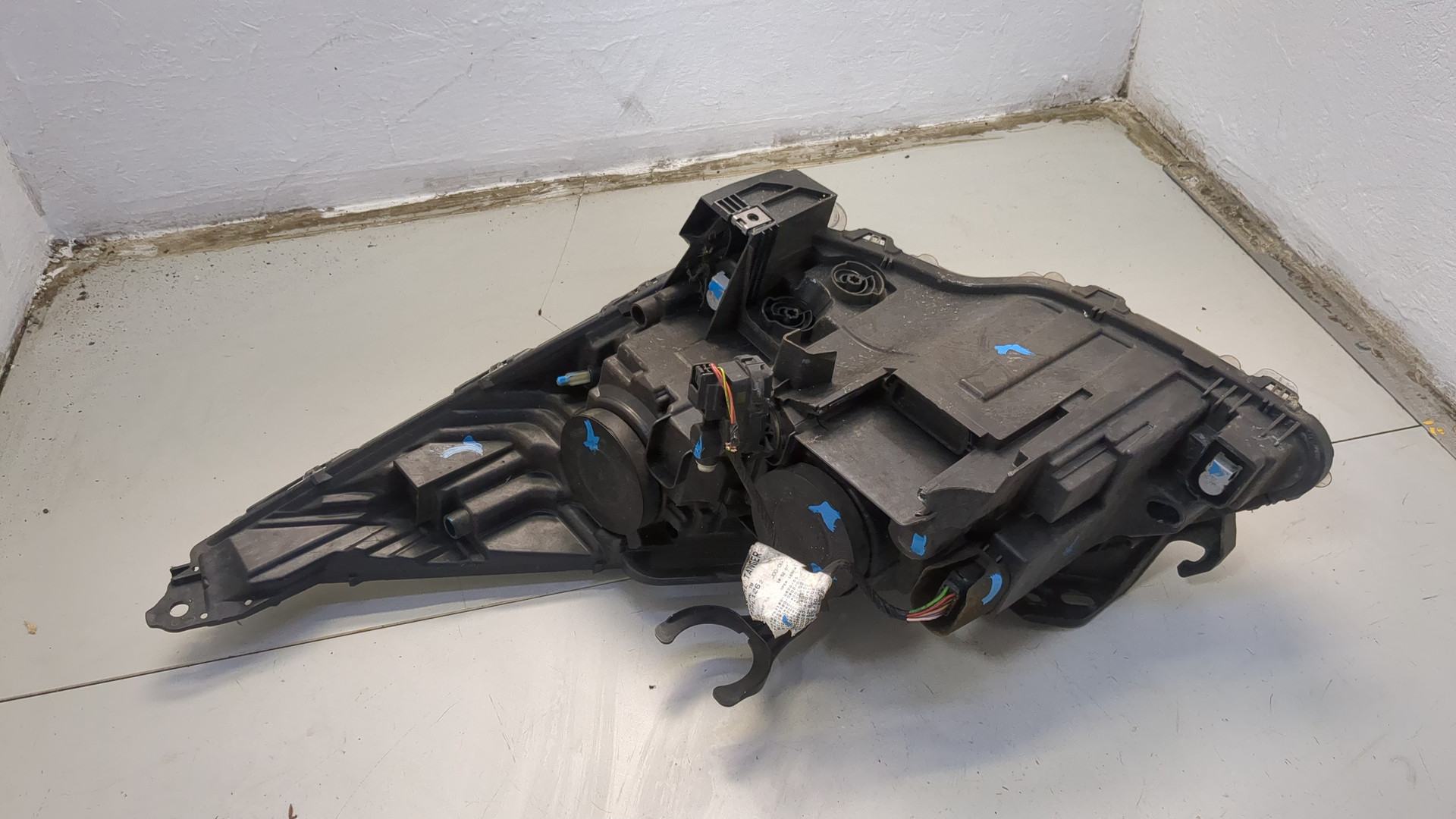 Фара правая