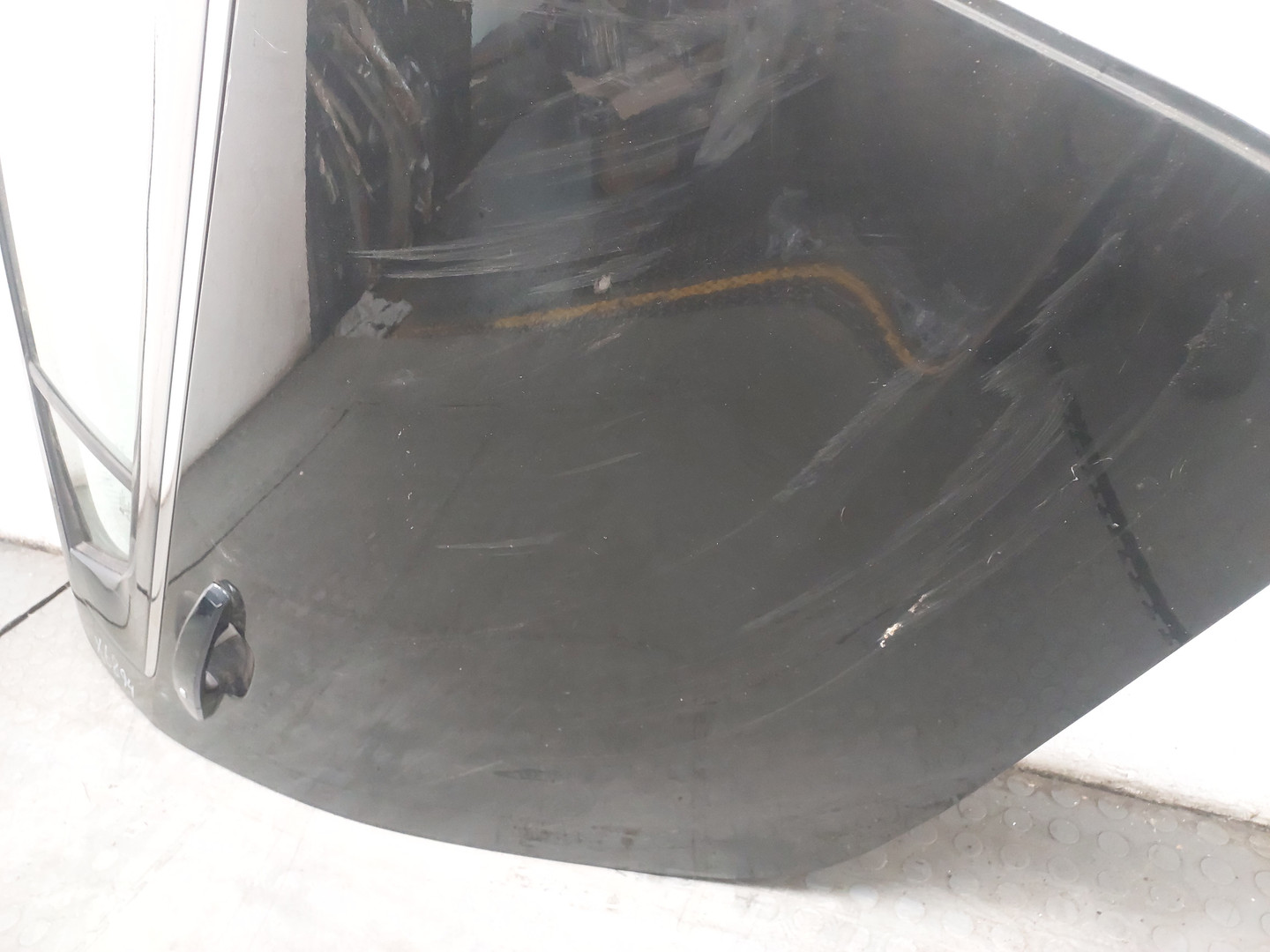 Дверь задняя правая