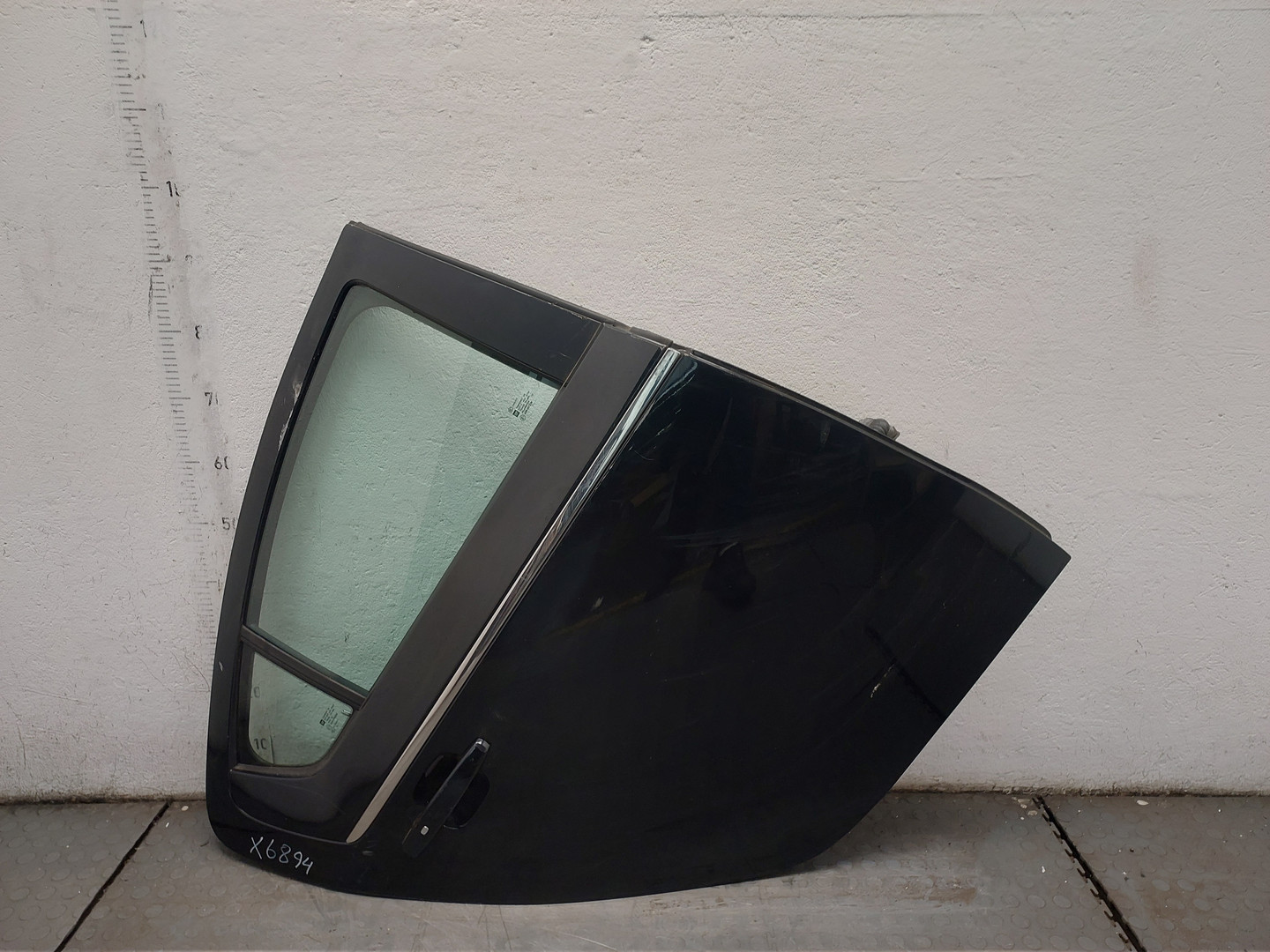 Дверь задняя правая