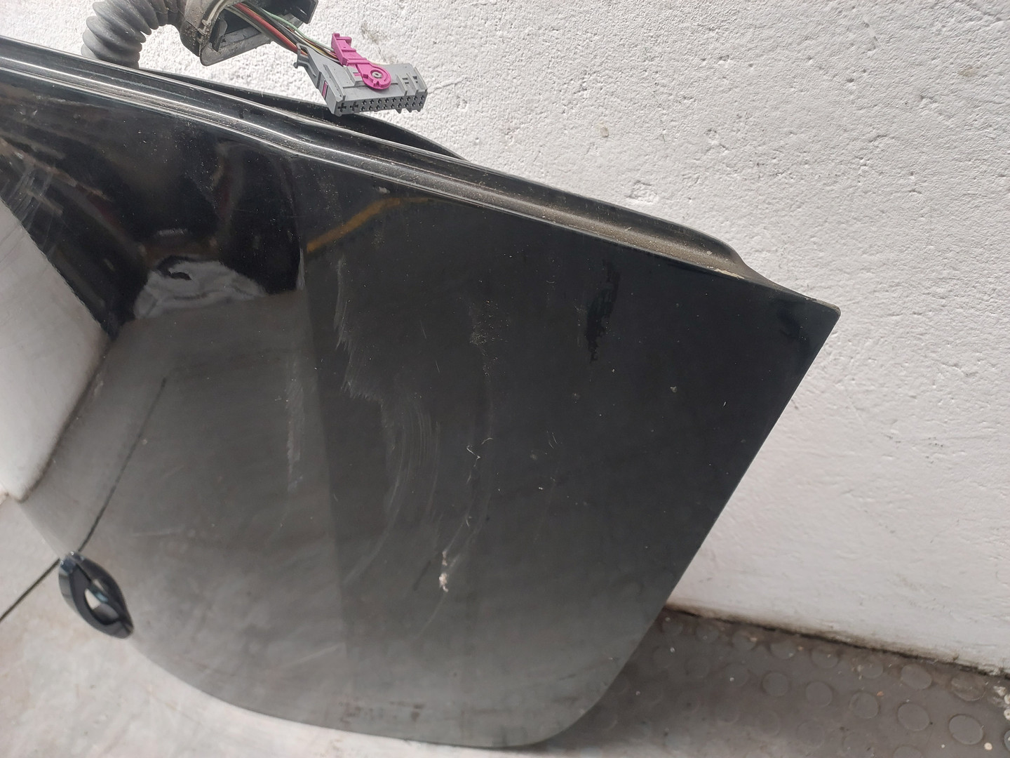 Дверь задняя правая