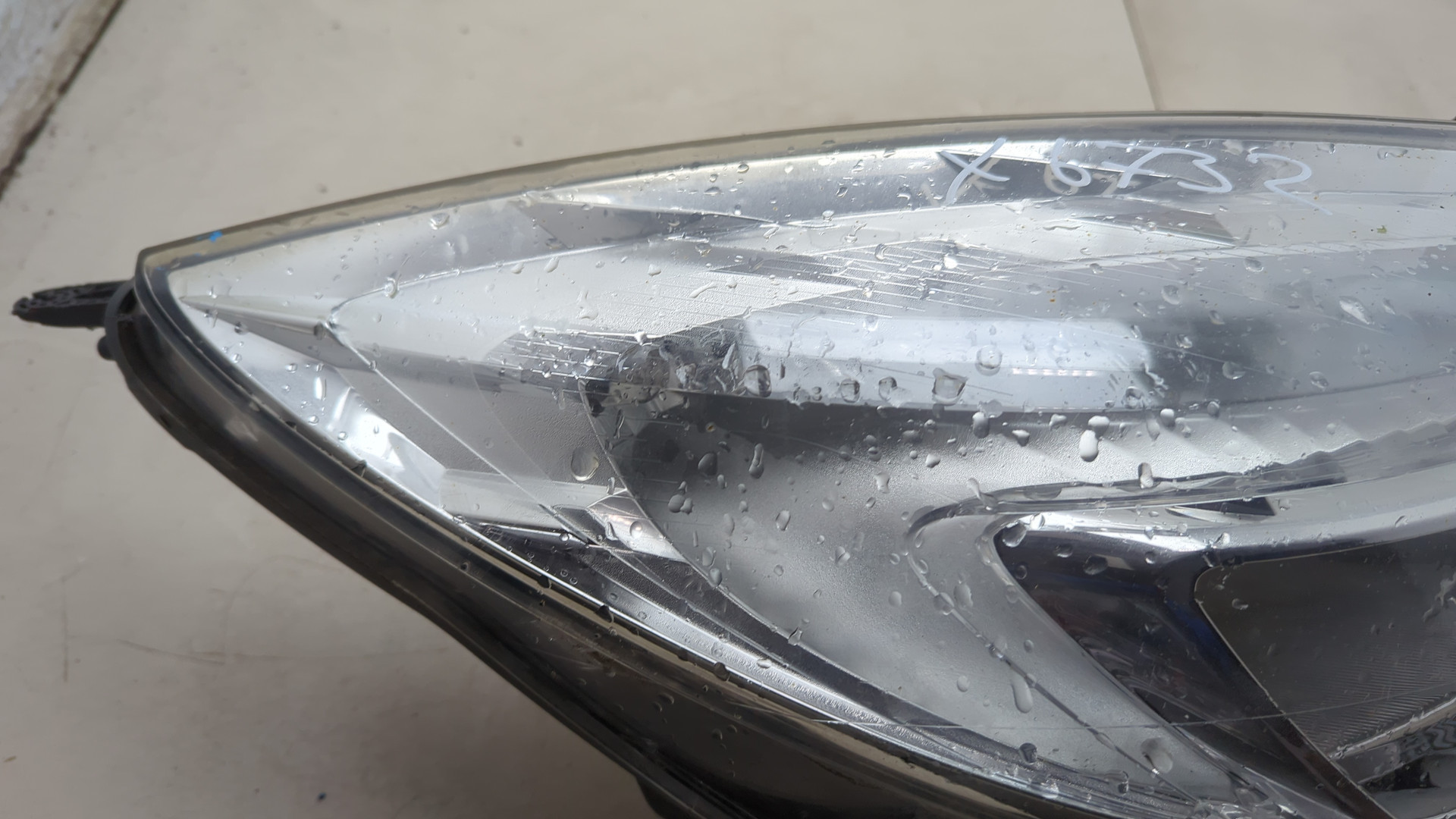 Фара правая