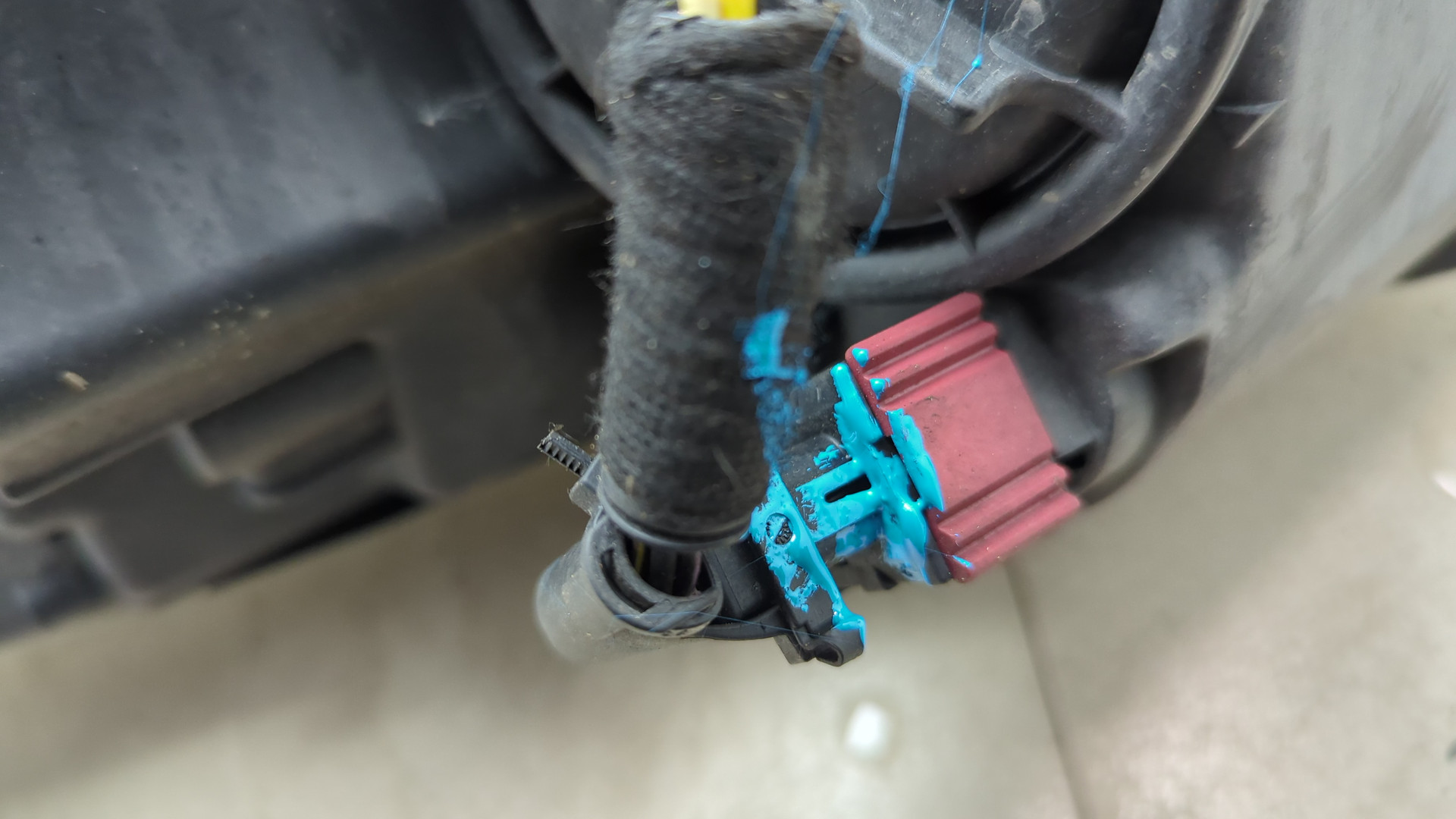 Фара правая