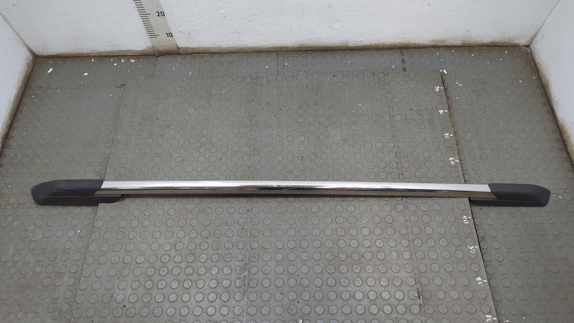 Рейлинг (релинг) правый (планка на крышу)