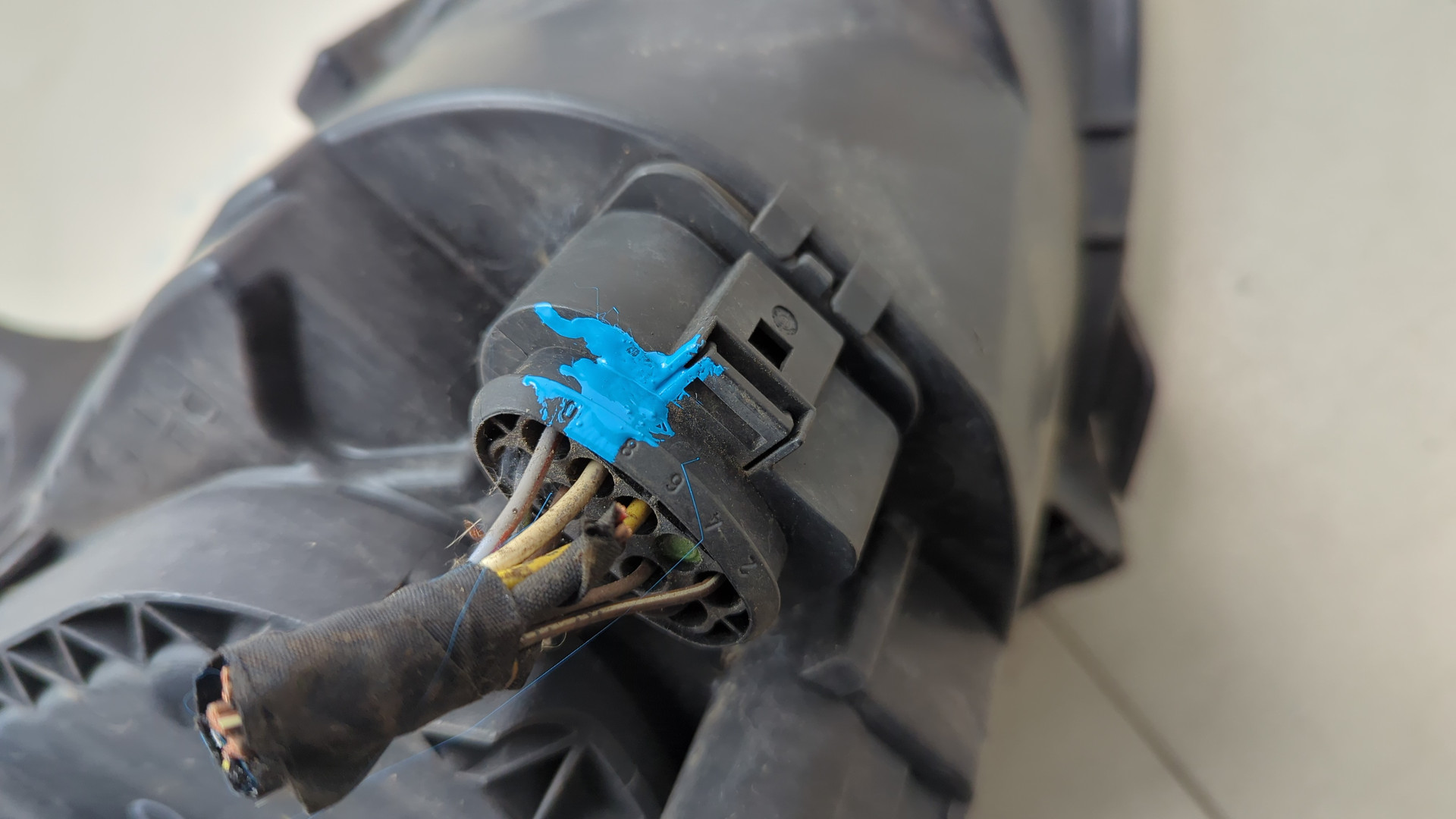 Фара правая