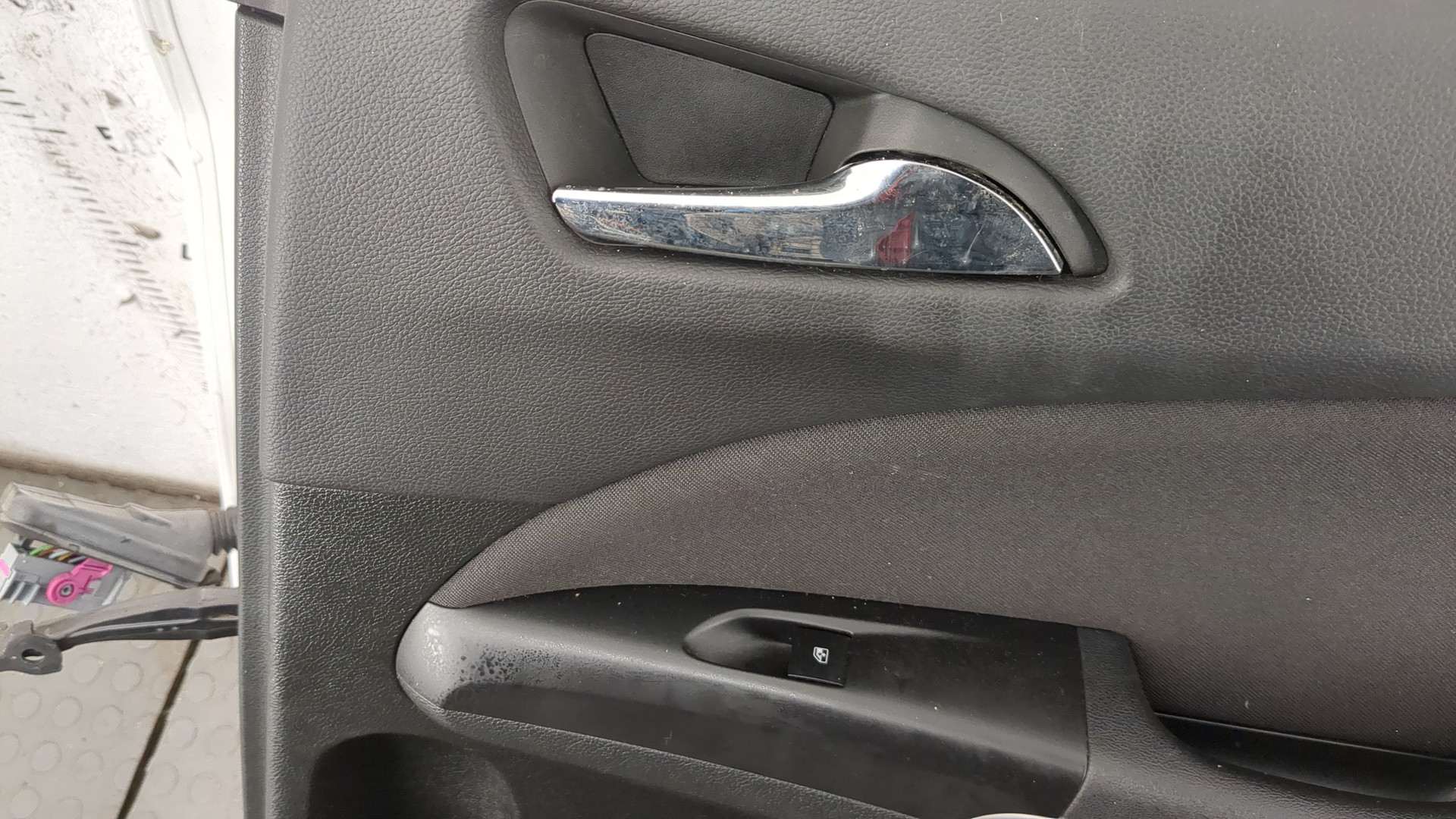 Дверь задняя правая