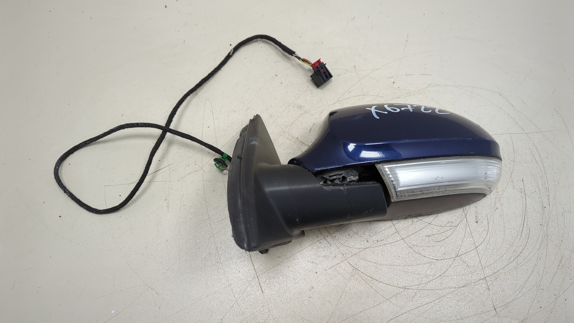 Зеркало левое электрическое