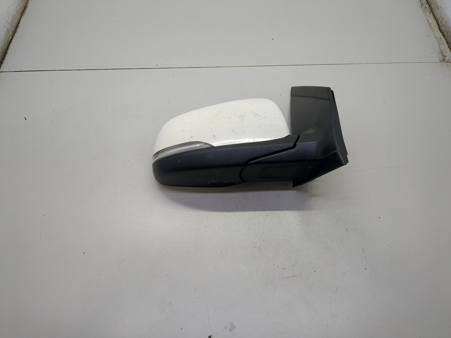 Зеркало правое электрическое