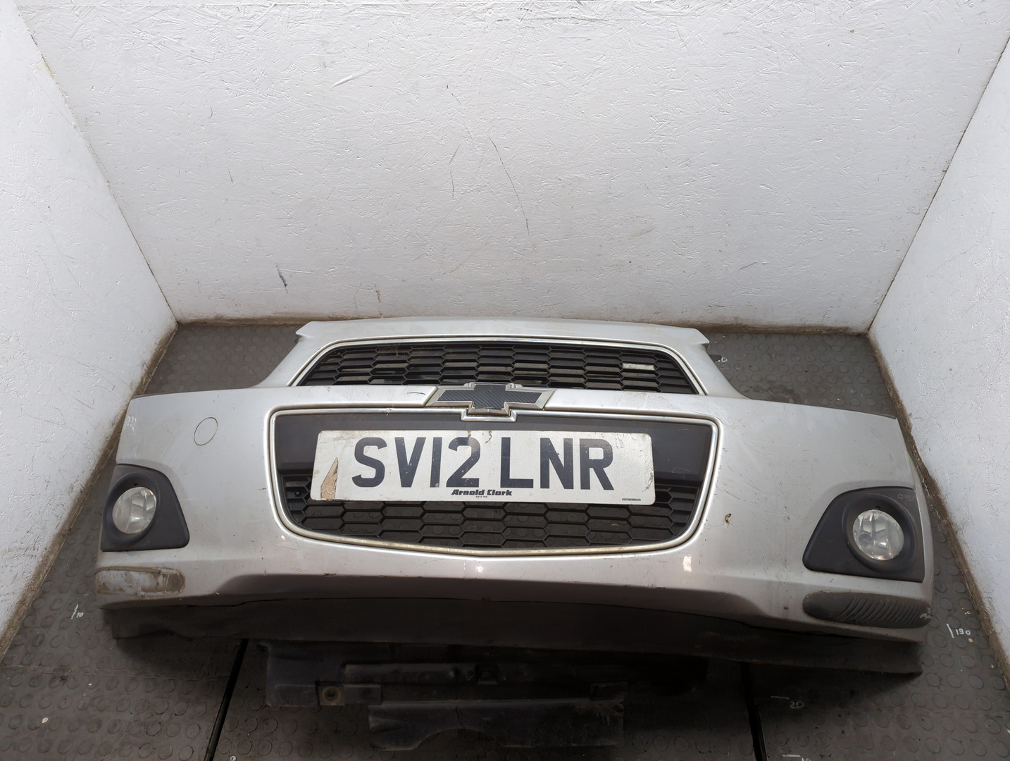 Бампер передний