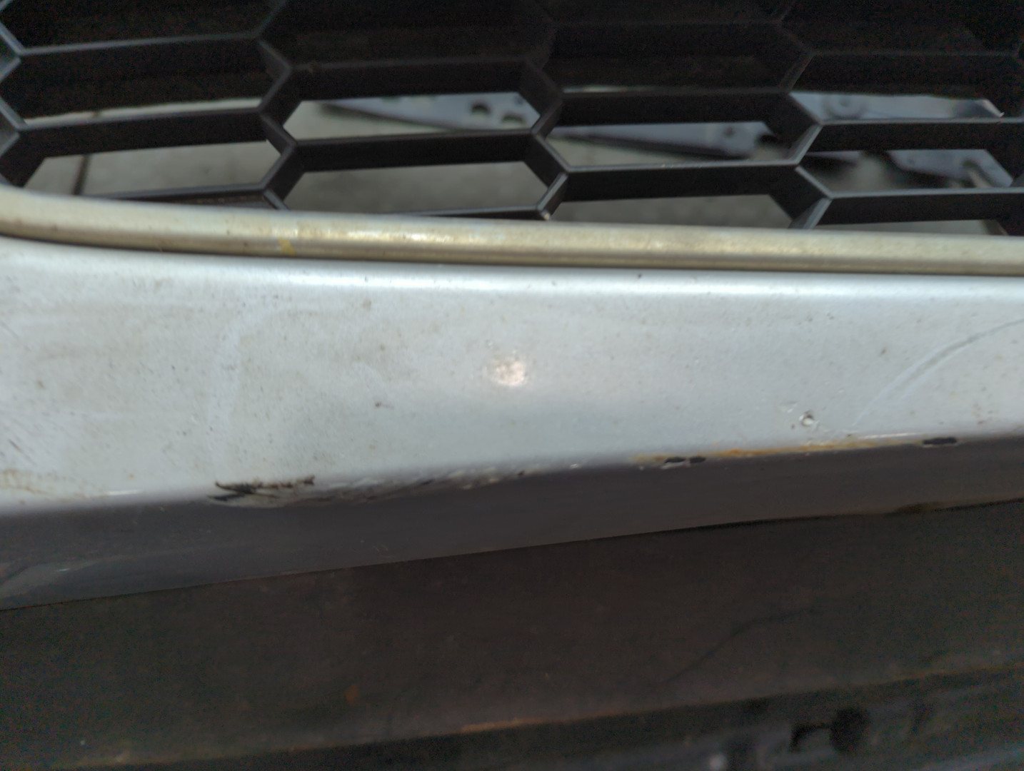 Бампер передний