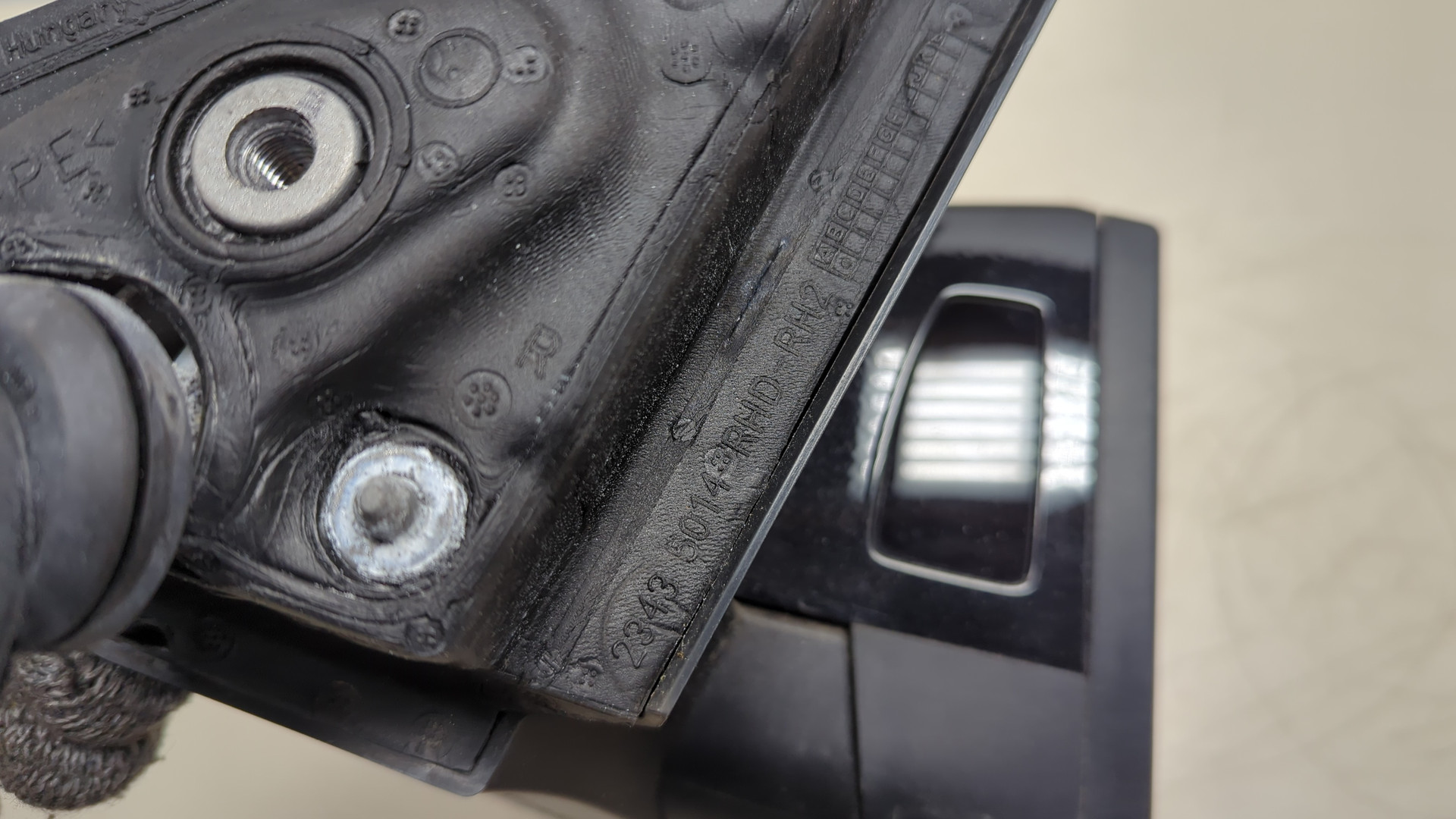 Зеркало правое электрическое