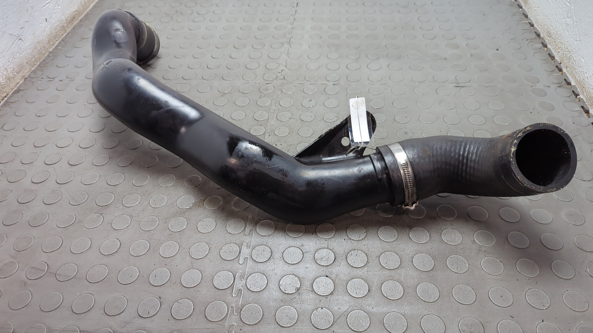 Патрубок интеркулера