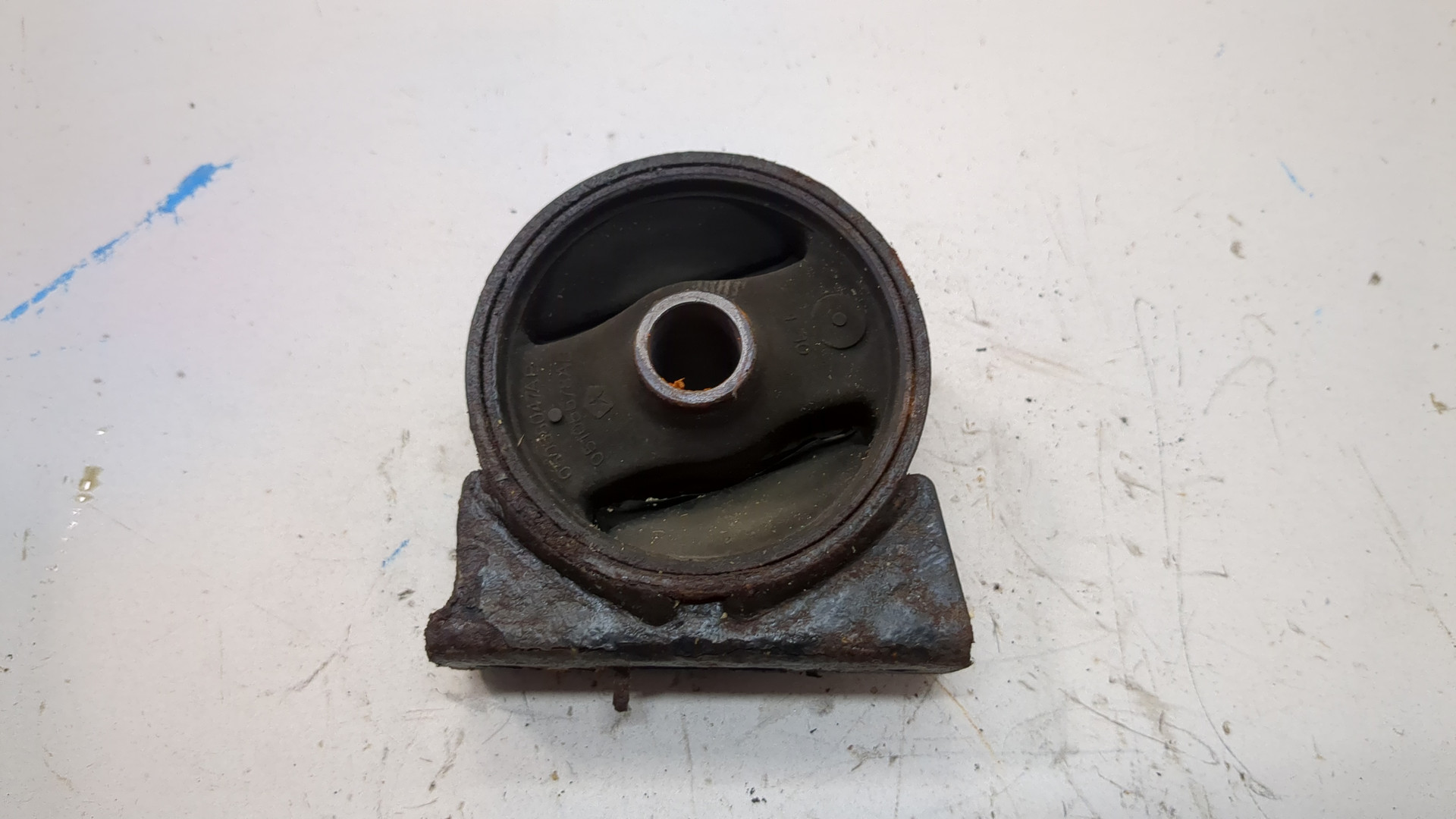 Опора двигателя