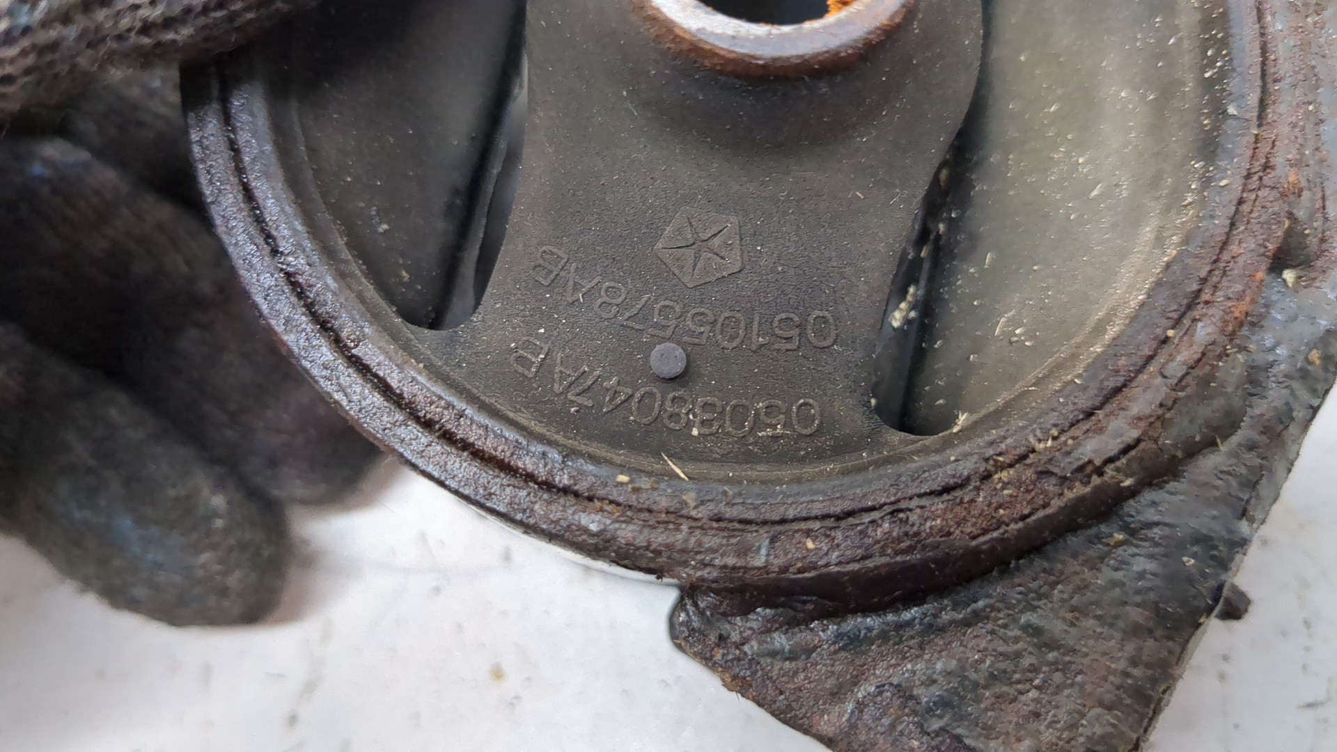 Опора двигателя